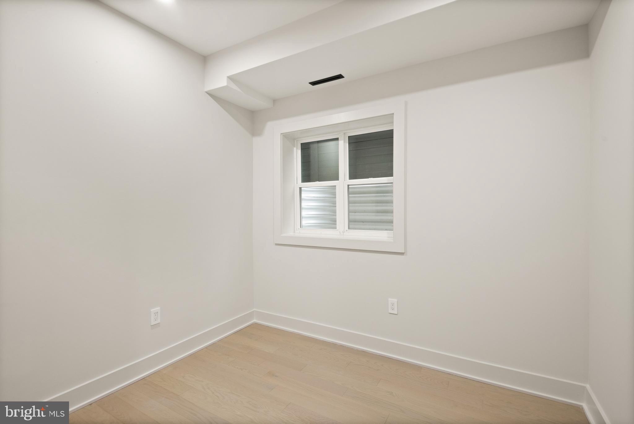 Real estate listing preview #44