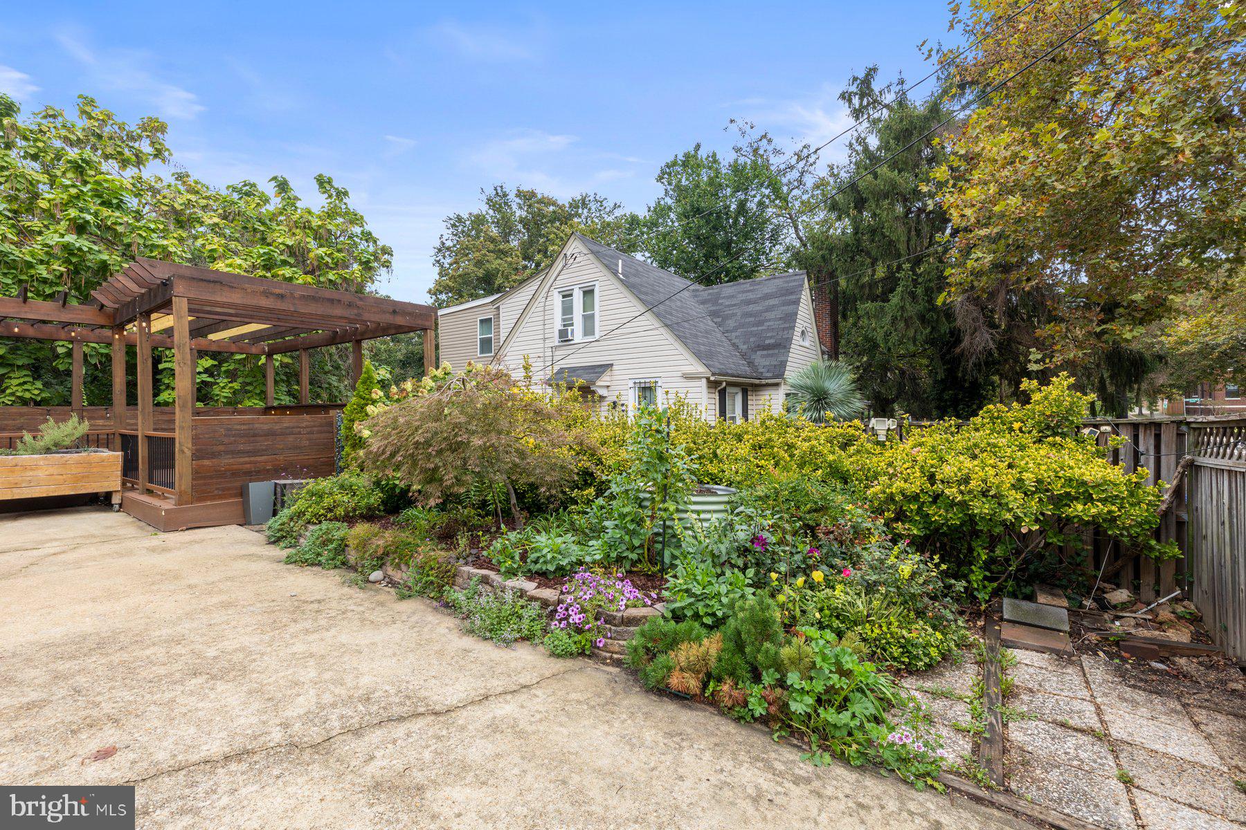 Real estate listing preview #63