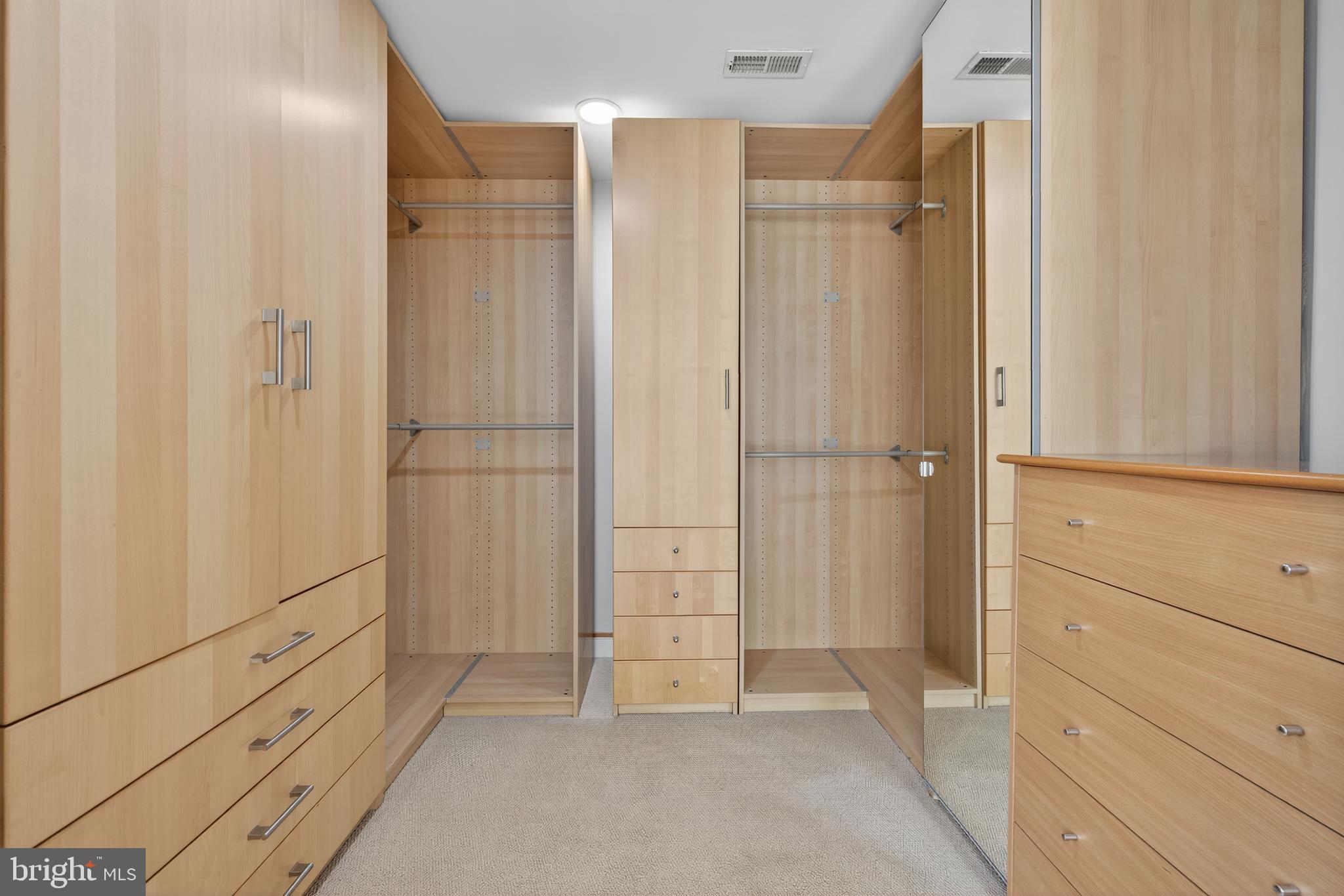 Real estate listing preview #44