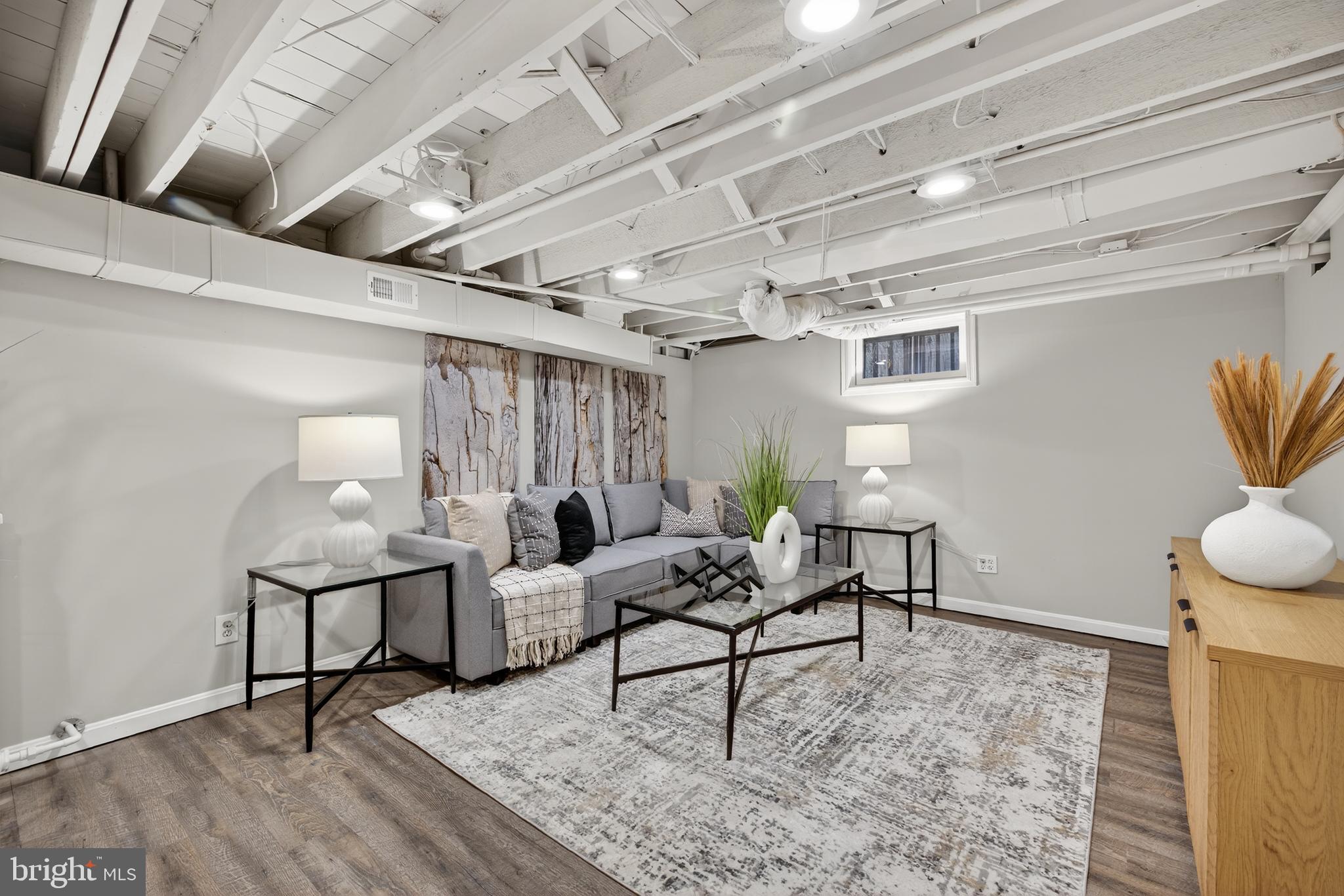 Real estate listing preview #54