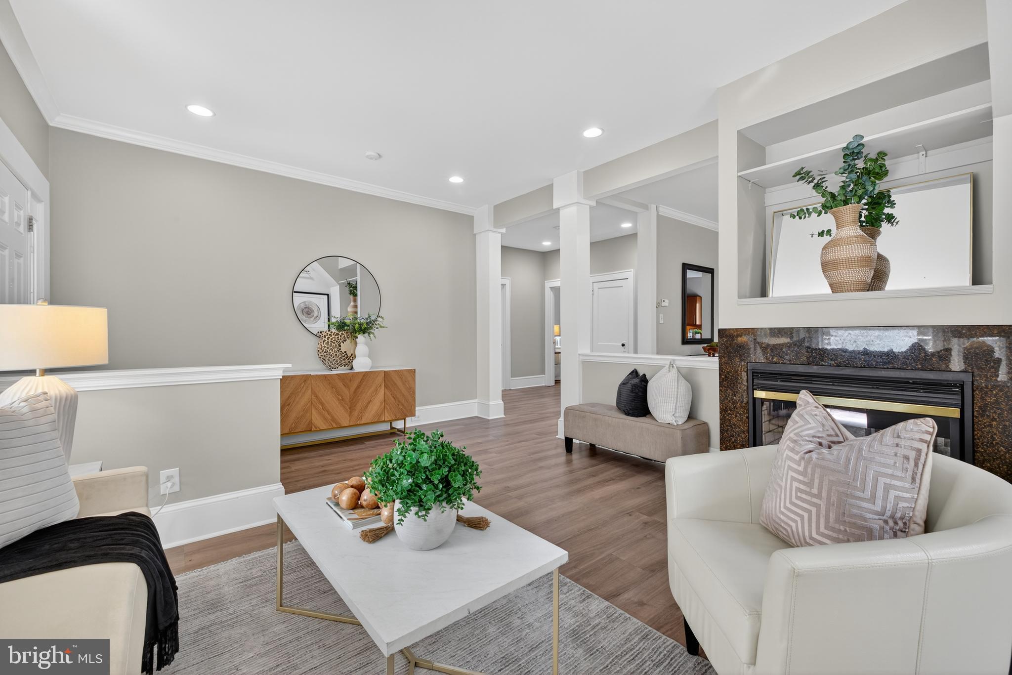 Real estate listing preview #11