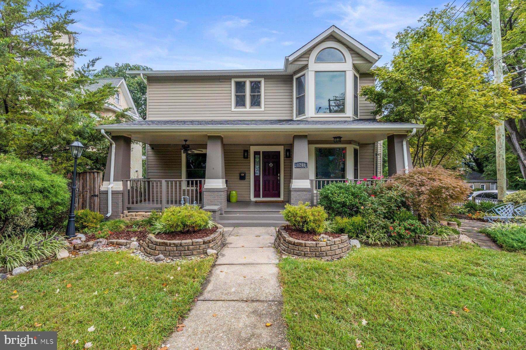 Real estate listing preview #1