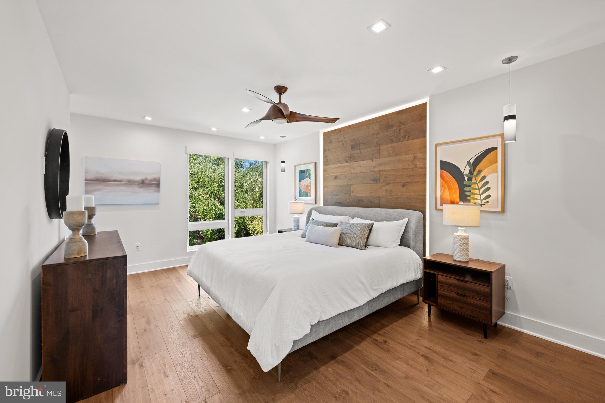 Real estate listing preview #11