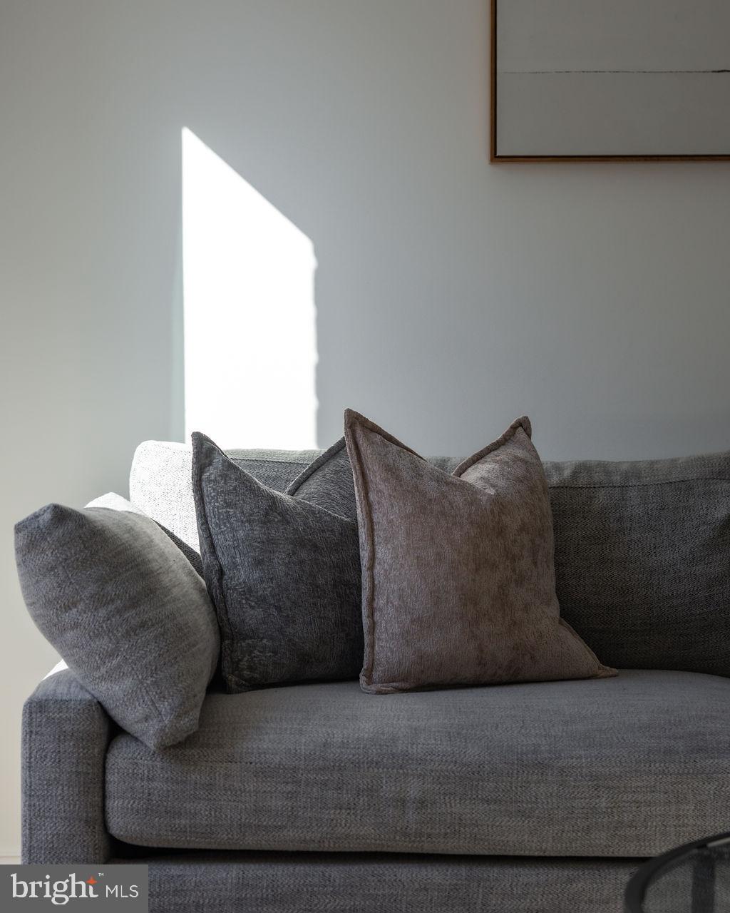 Real estate listing preview #22