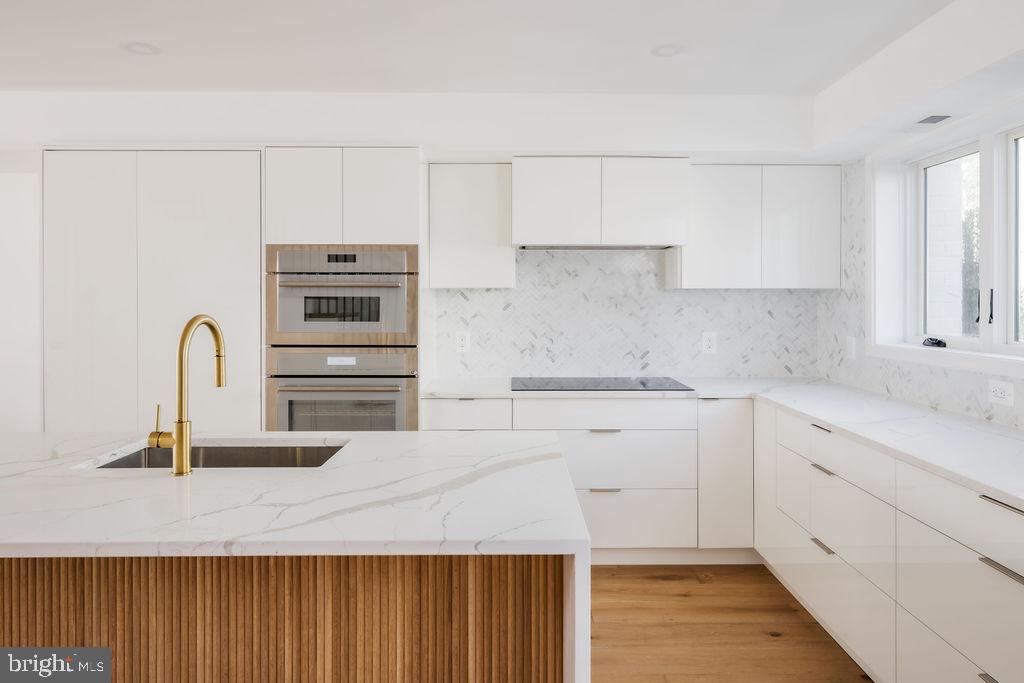 Real estate listing preview #3