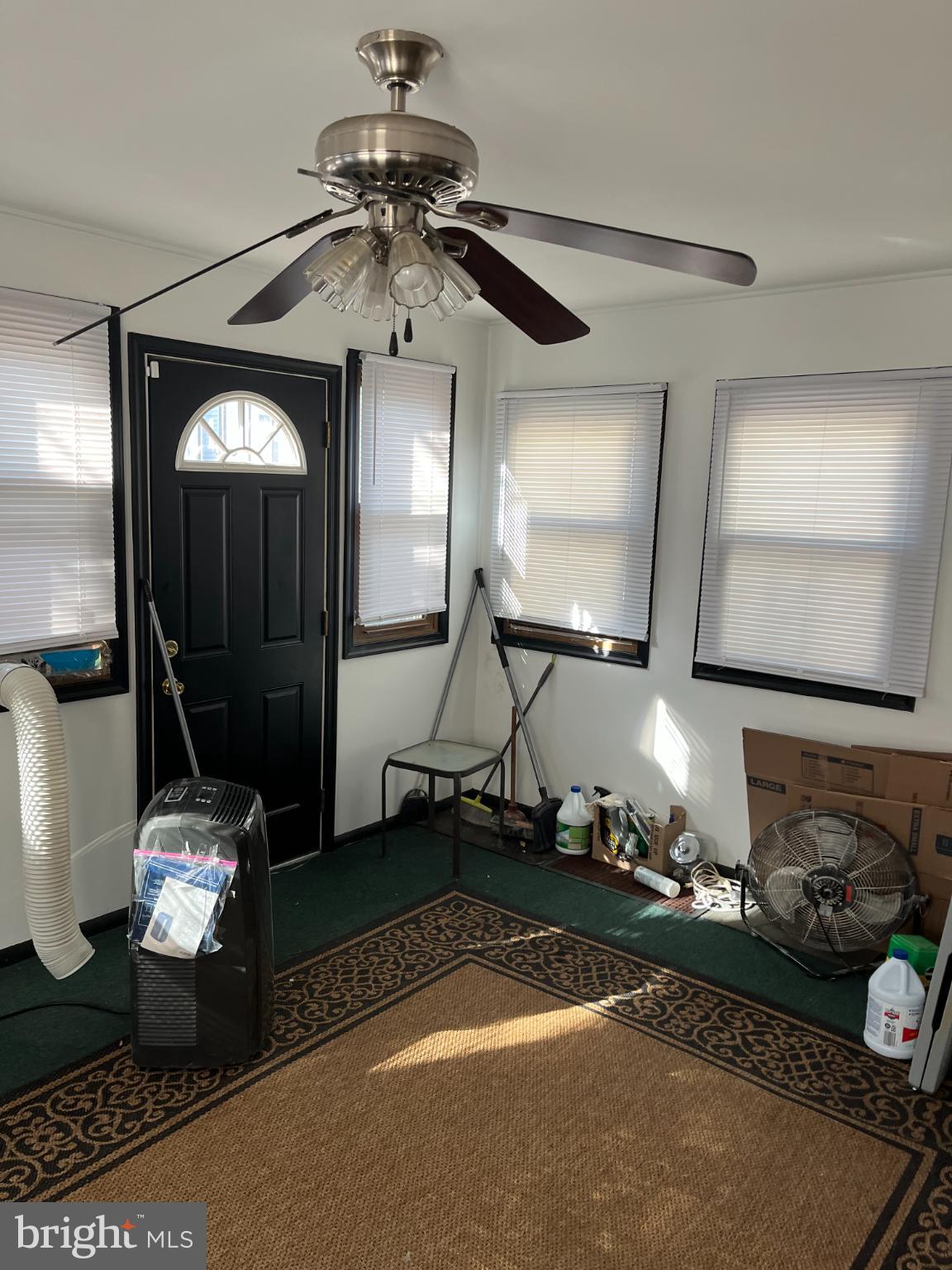 Real estate listing preview #9