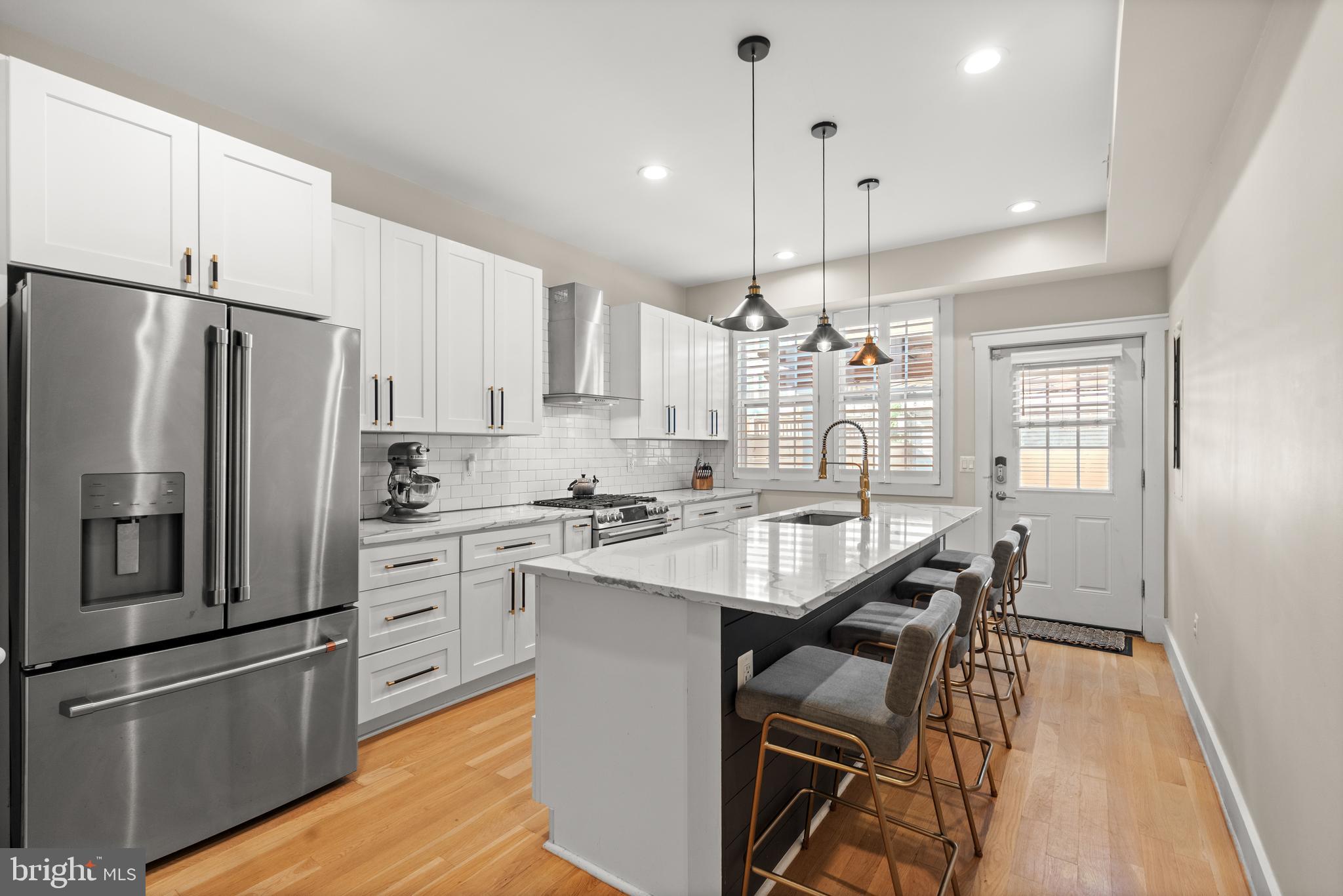 Real estate listing preview #12