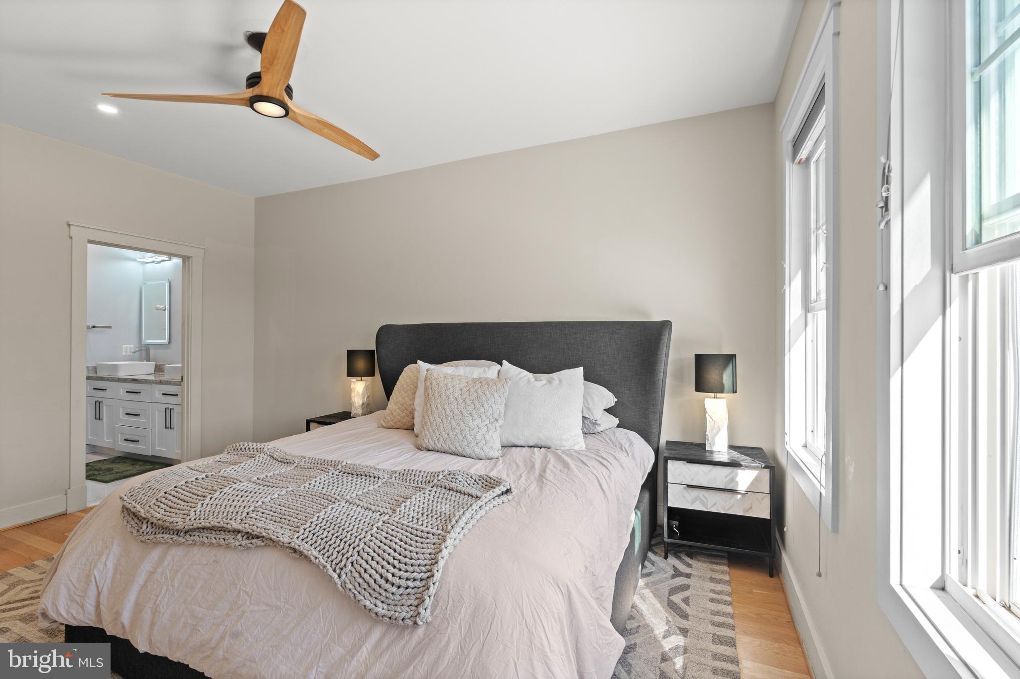 Real estate listing preview #30