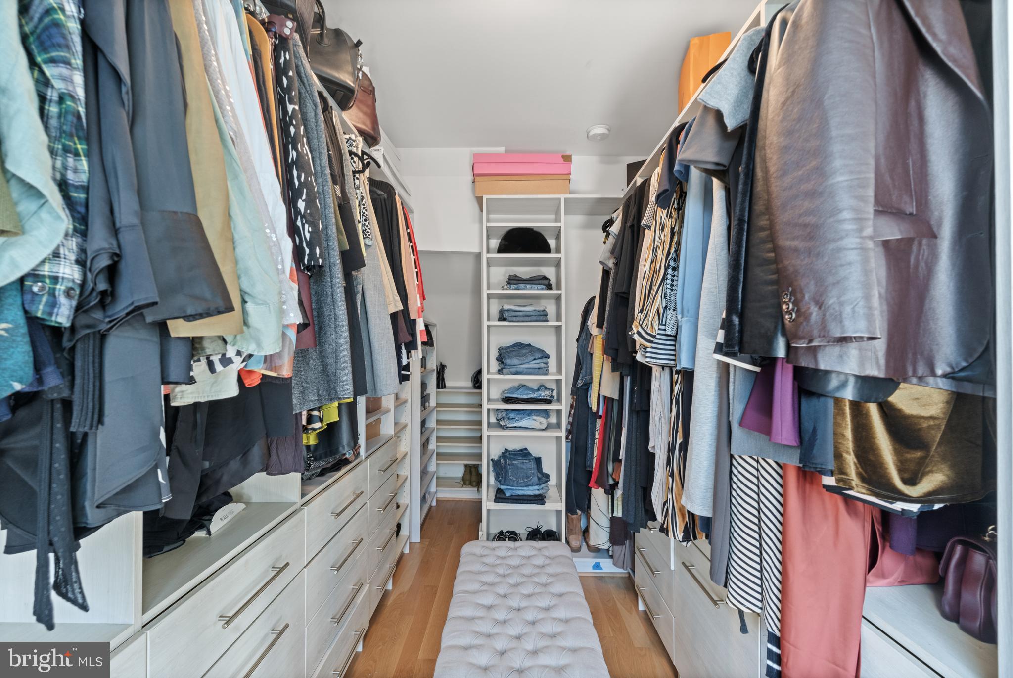 Real estate listing preview #34