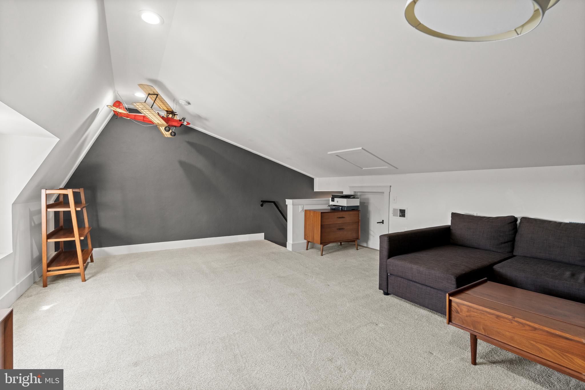 Real estate listing preview #37