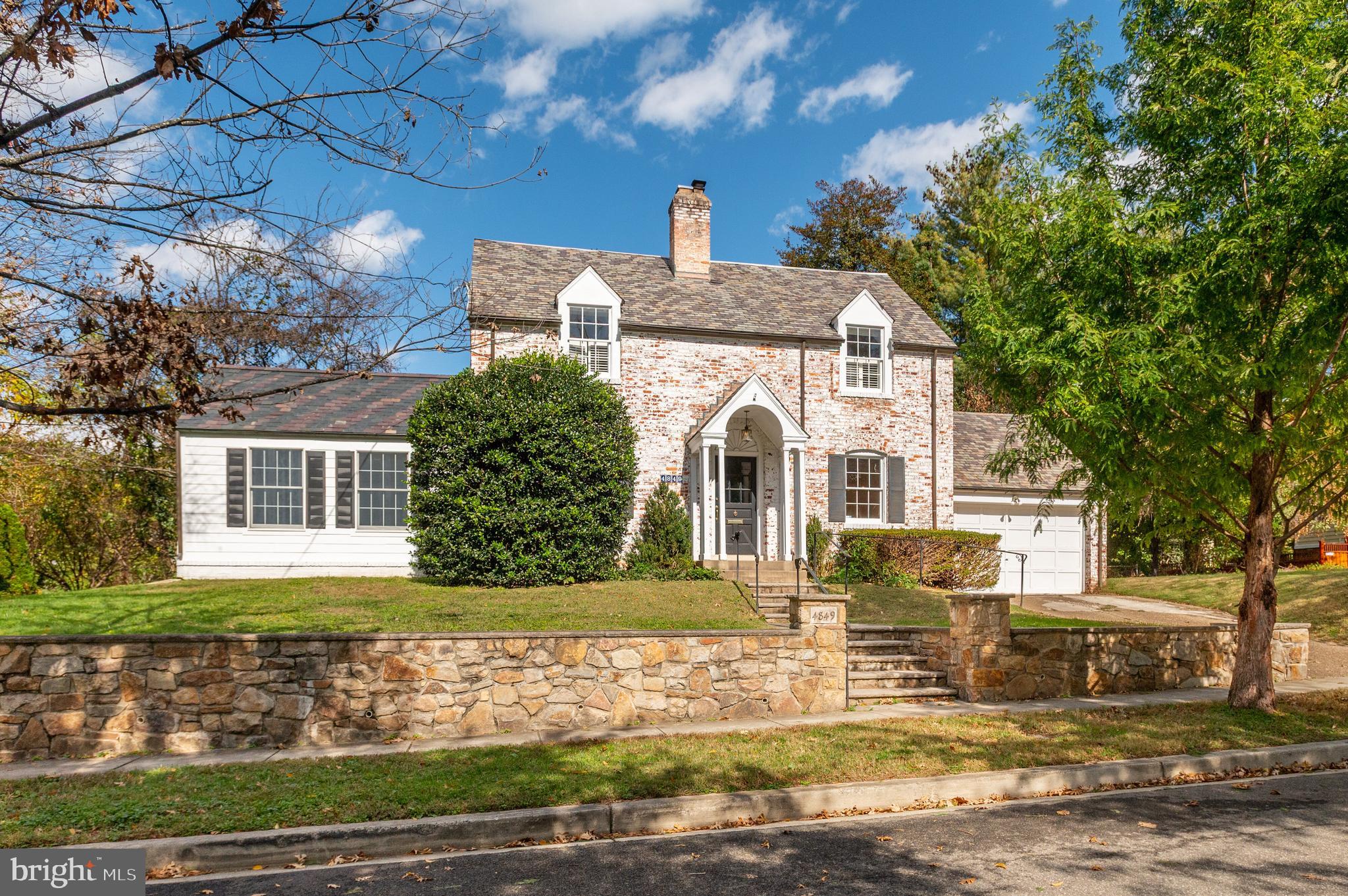 Real estate listing preview #1