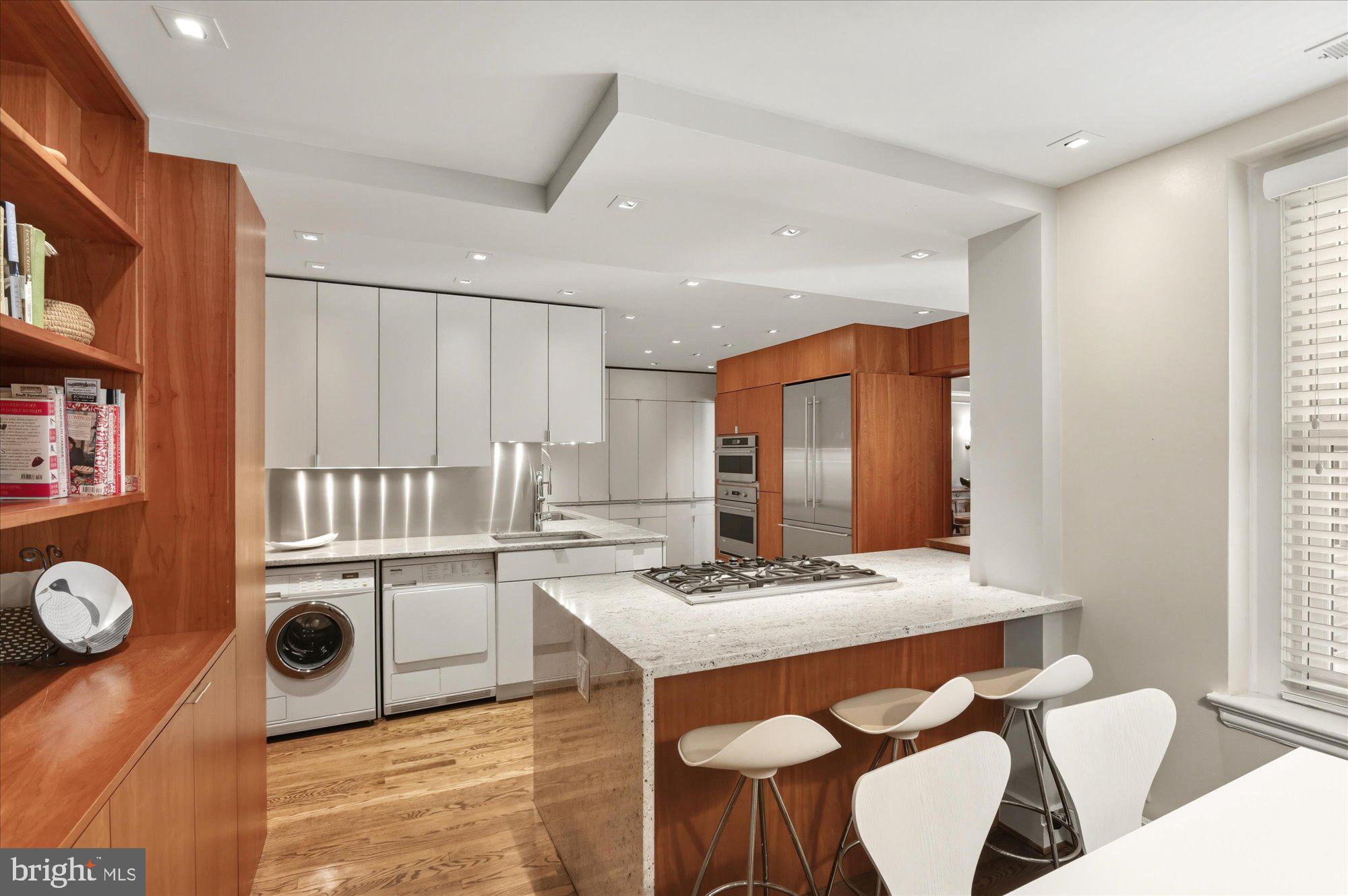 Real estate listing preview #18