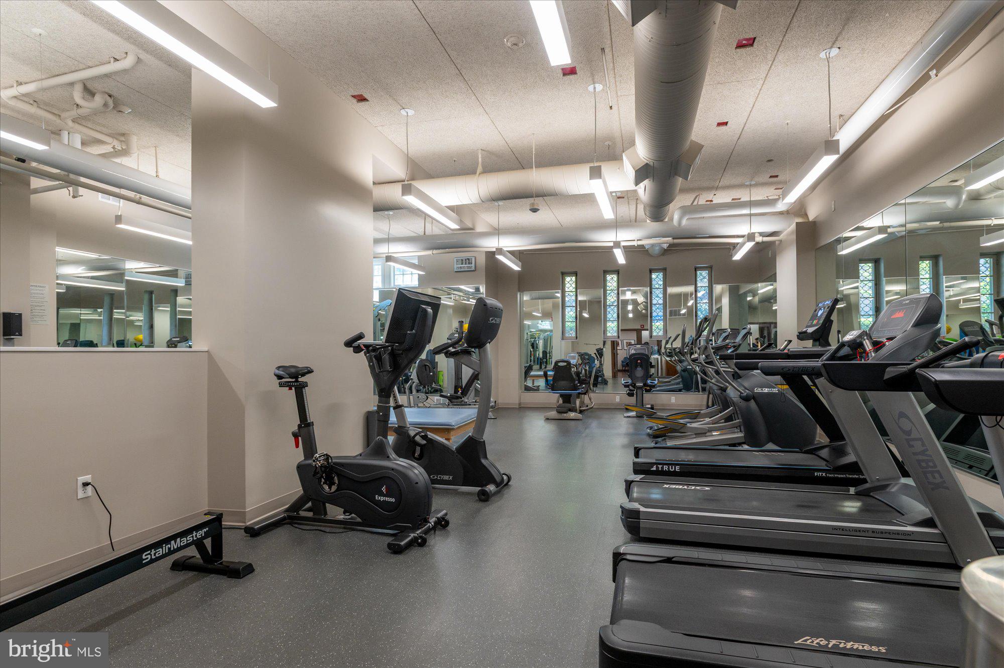 Real estate listing preview #35