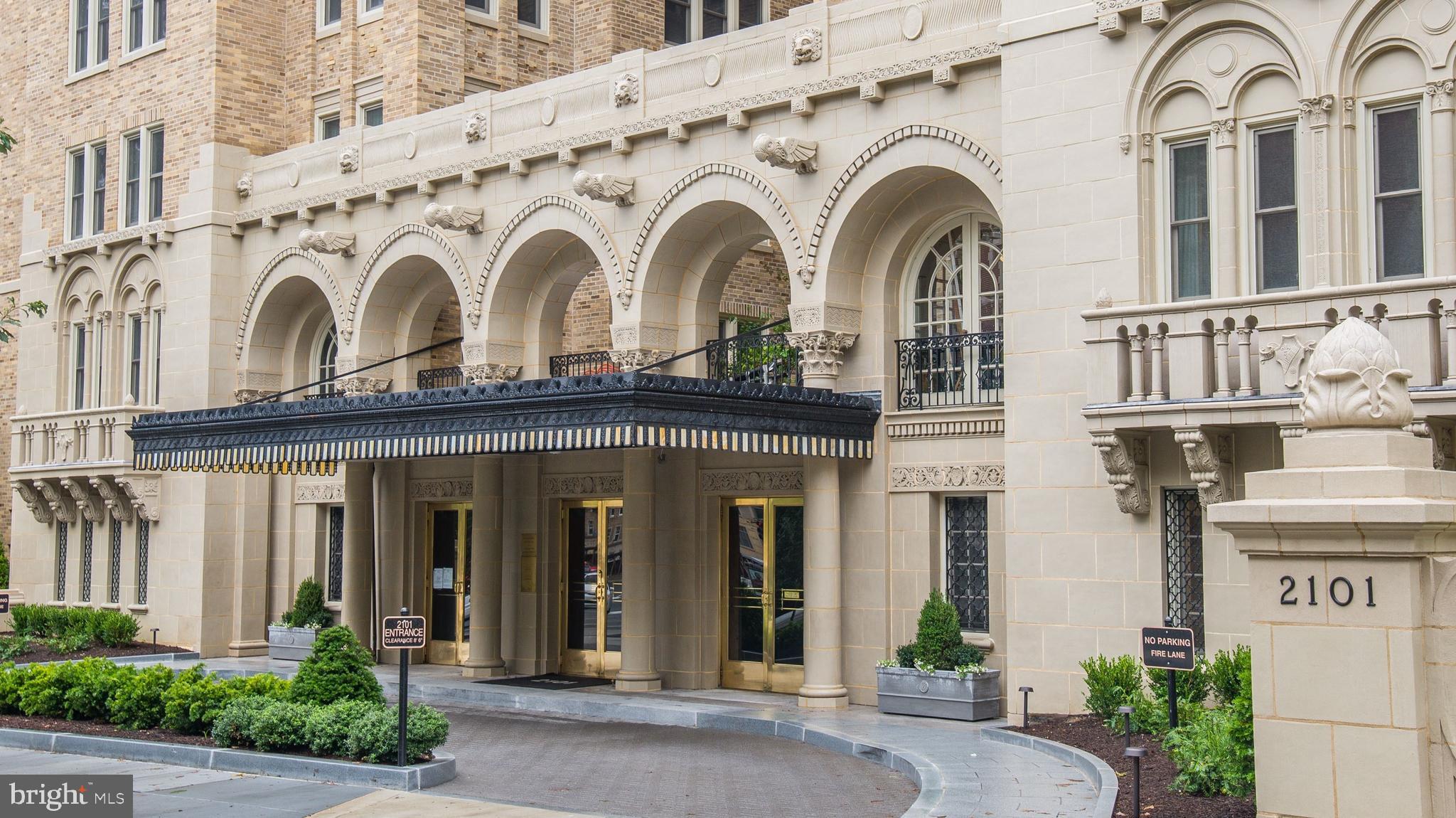 Real estate listing preview #1