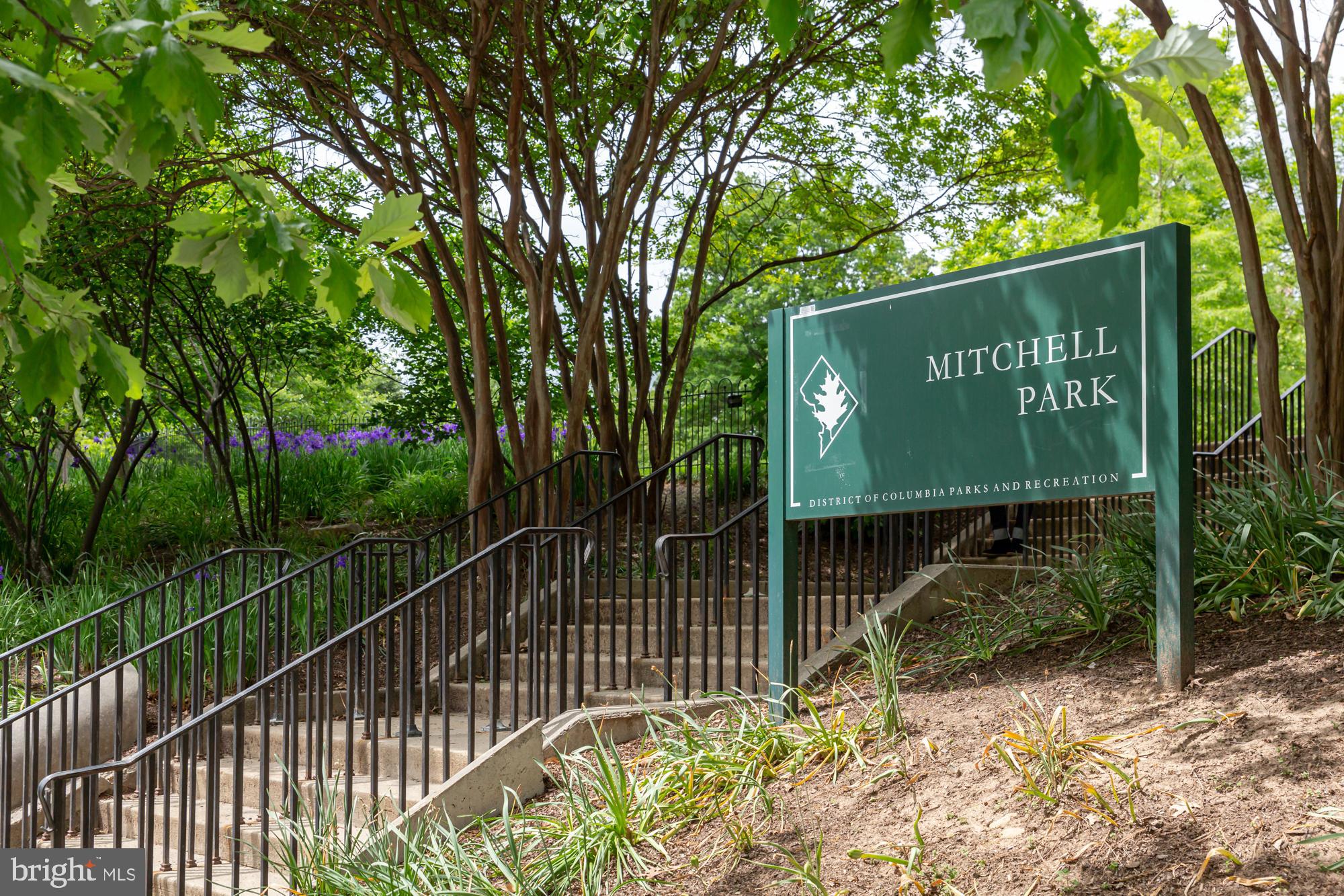 Real estate listing preview #37