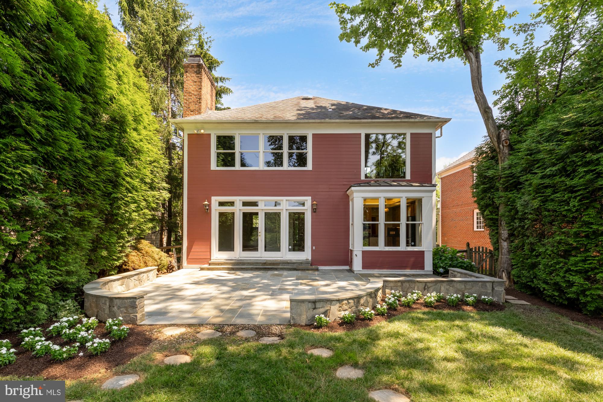 Real estate listing preview #10