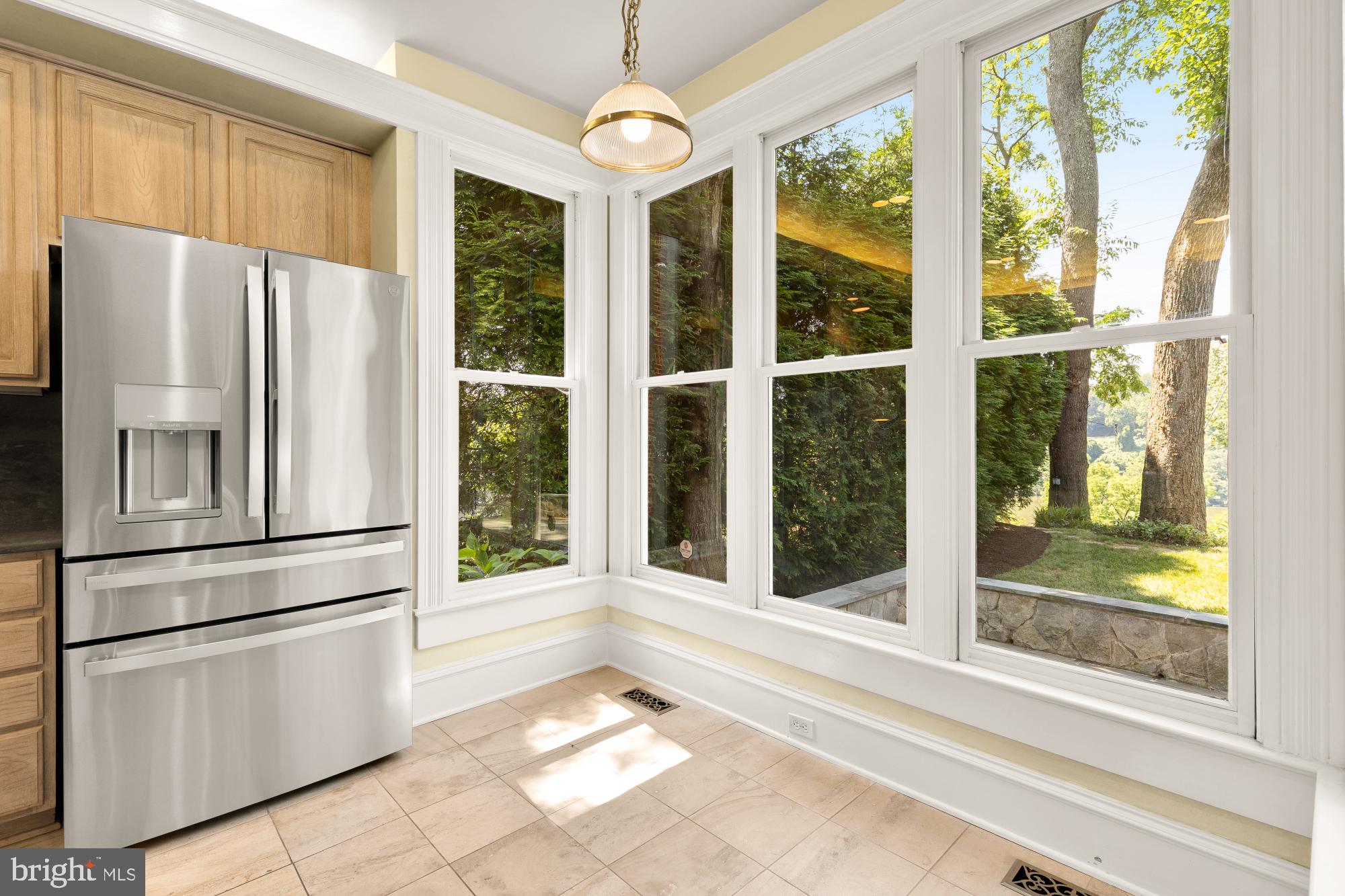 Real estate listing preview #7