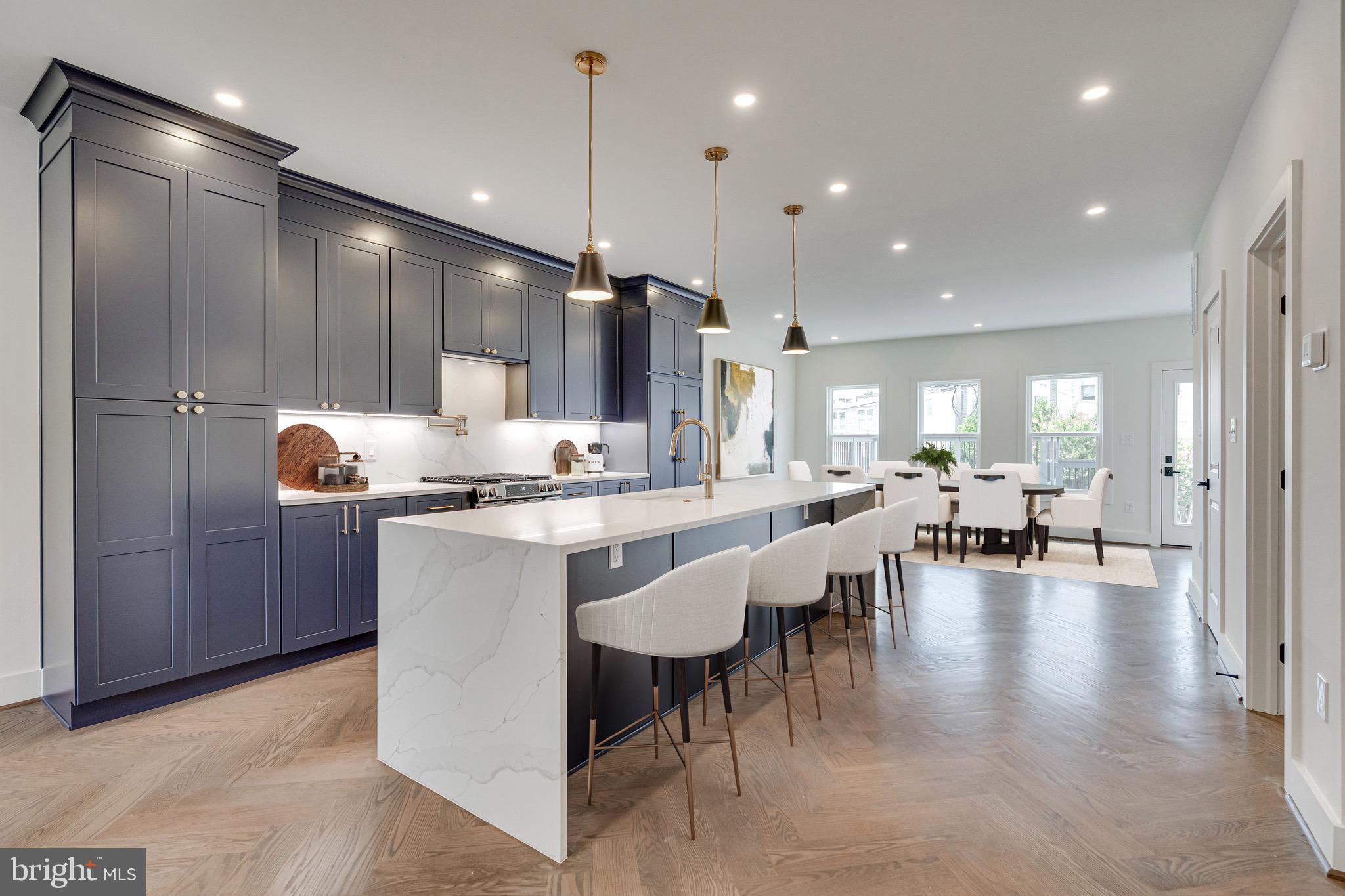 Real estate listing preview #3