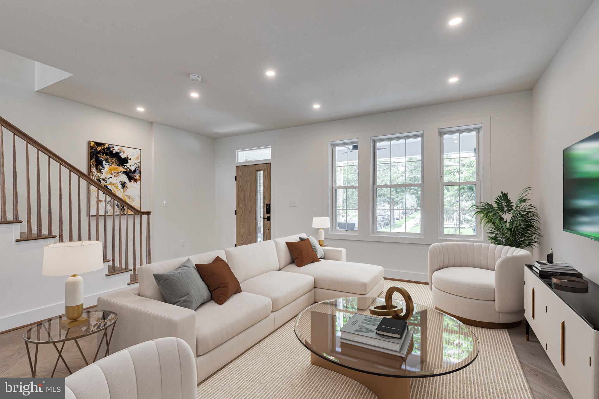 Real estate listing preview #4