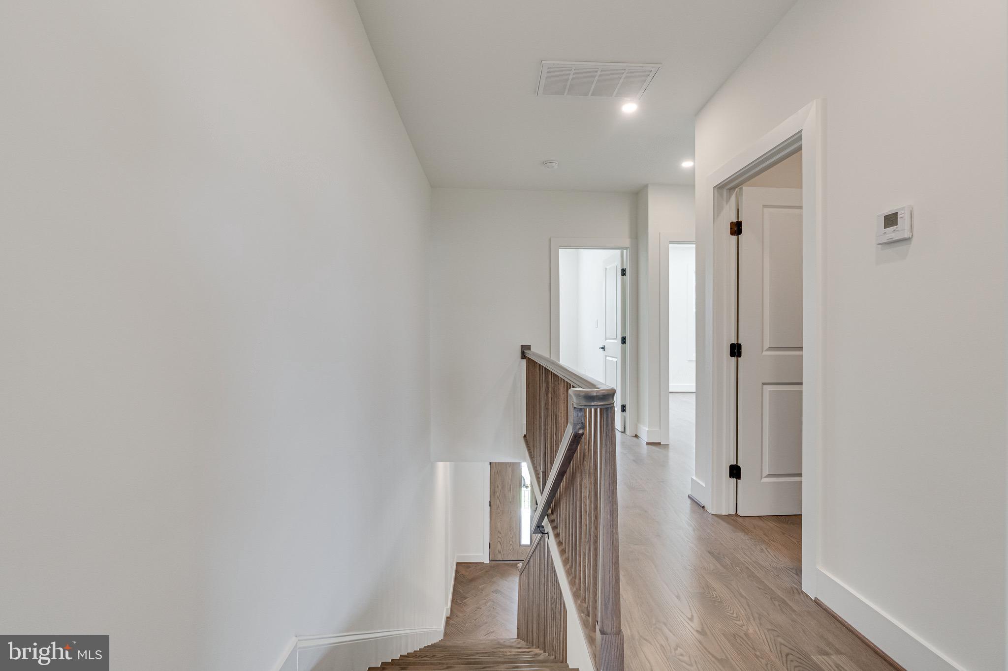 Real estate listing preview #7