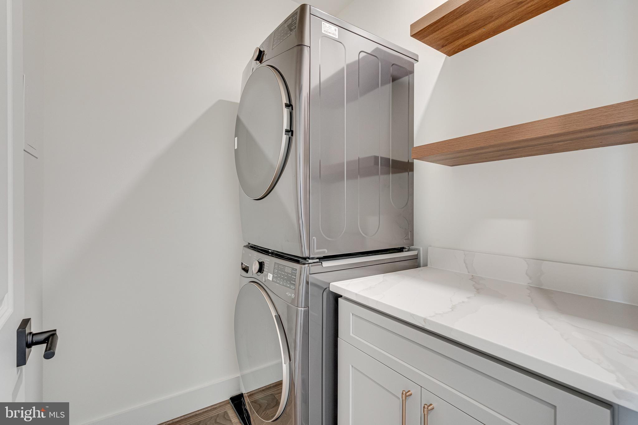 Real estate listing preview #15