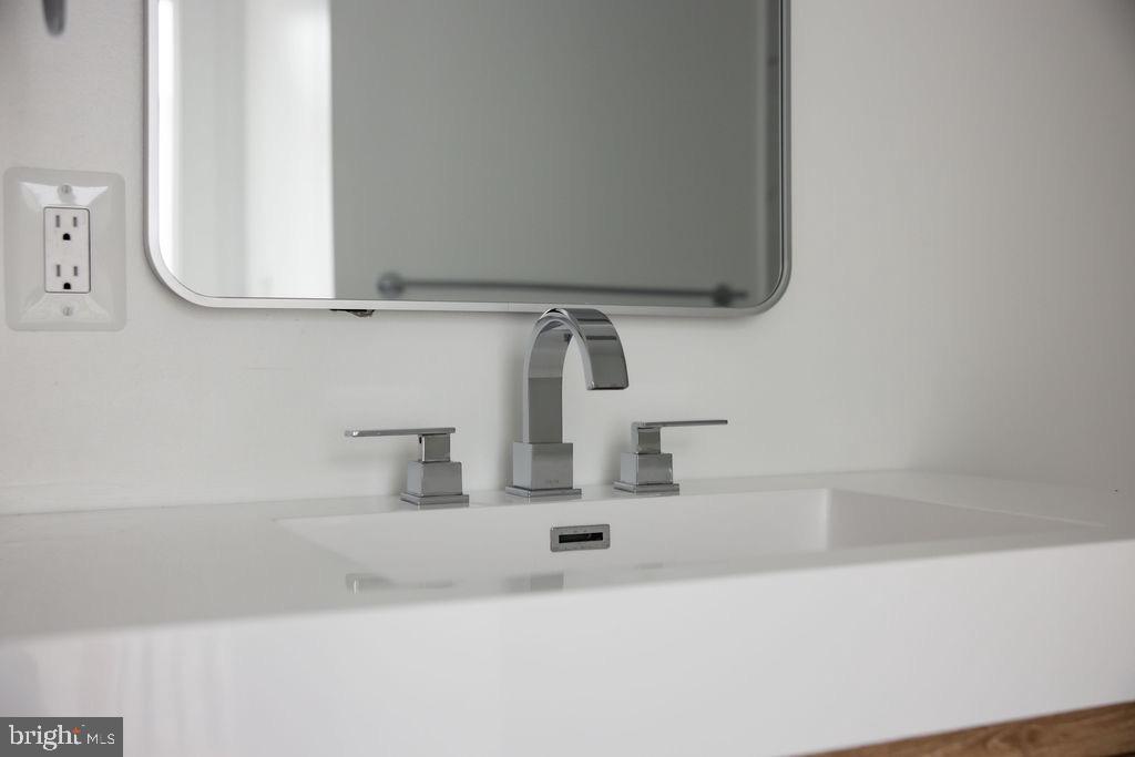 Real estate listing preview #30