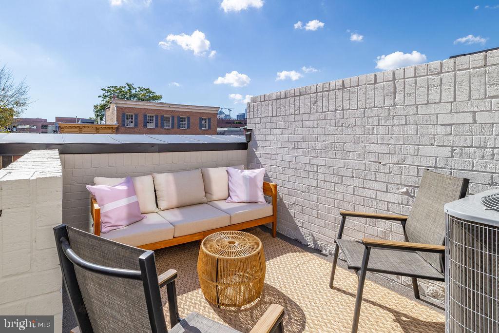 Real estate listing preview #35