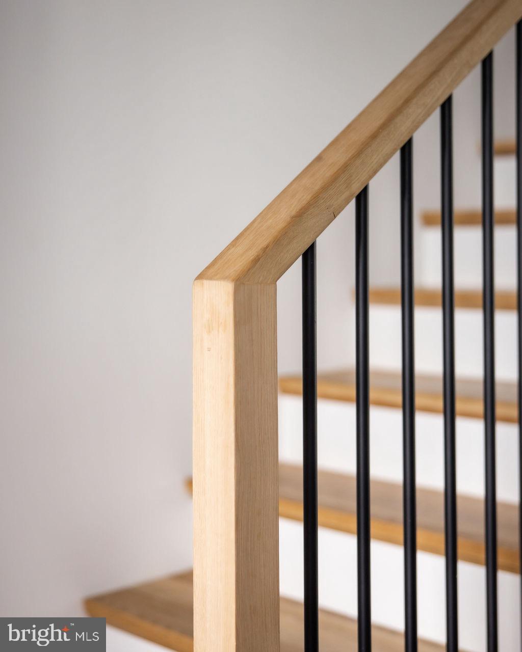 Real estate listing preview #16