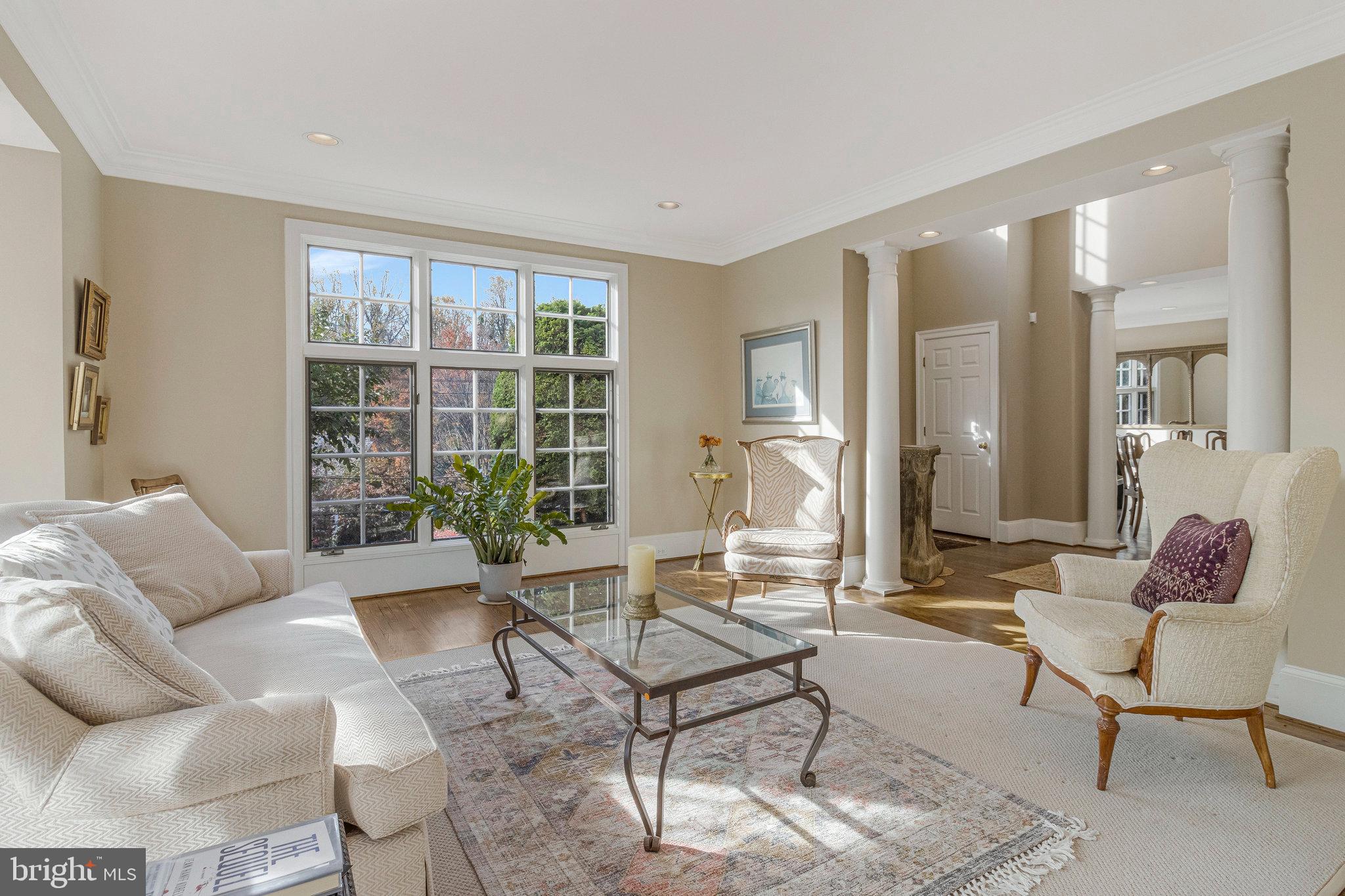 Real estate listing preview #12