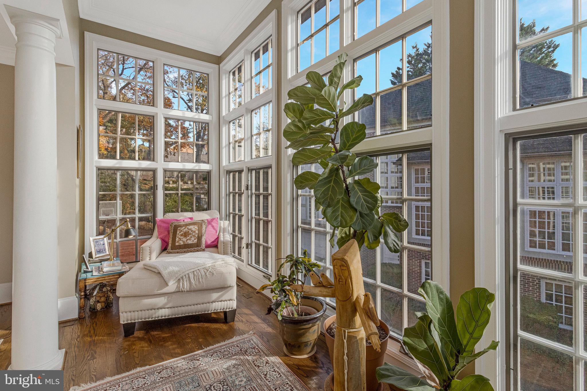 Real estate listing preview #10