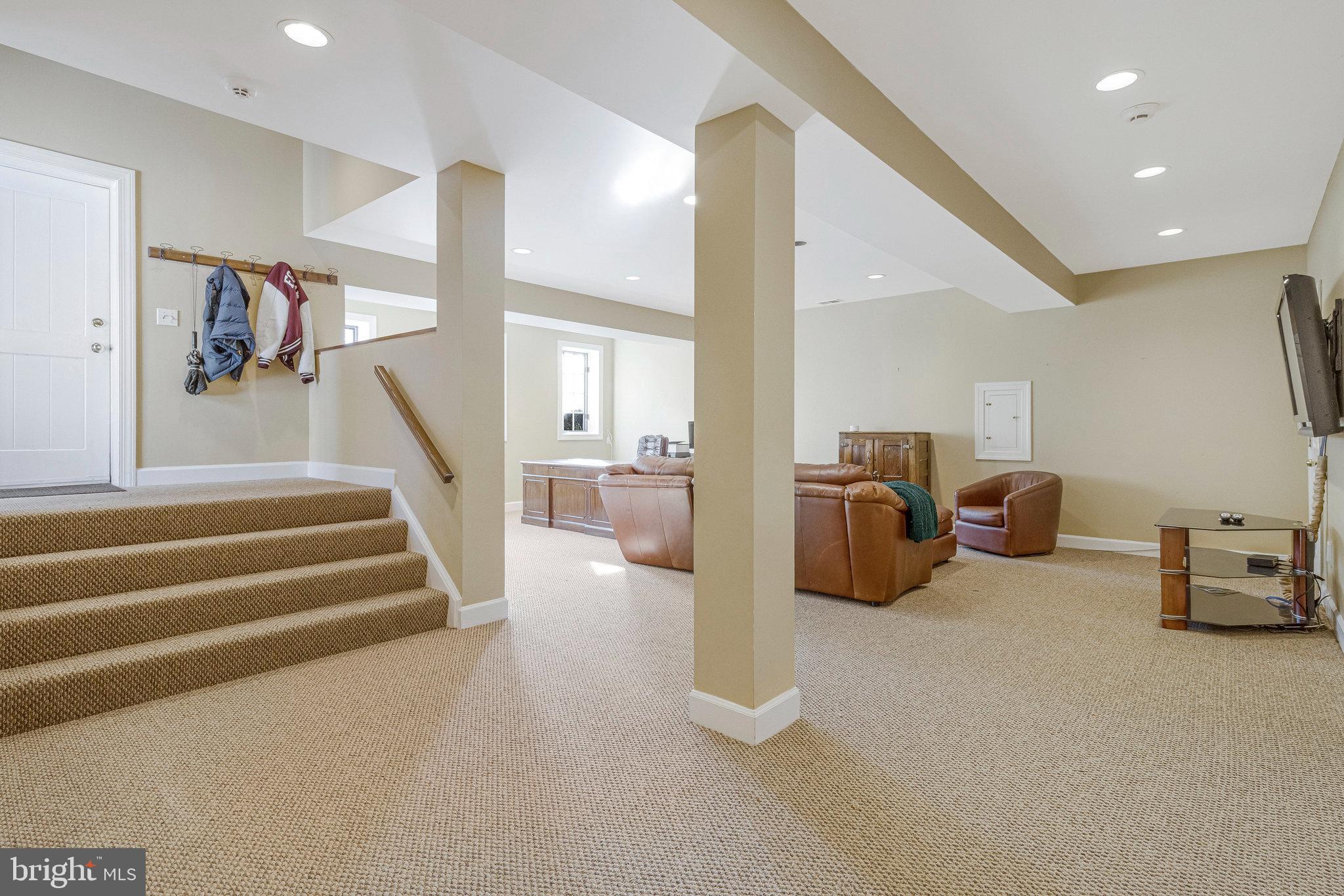 Real estate listing preview #55