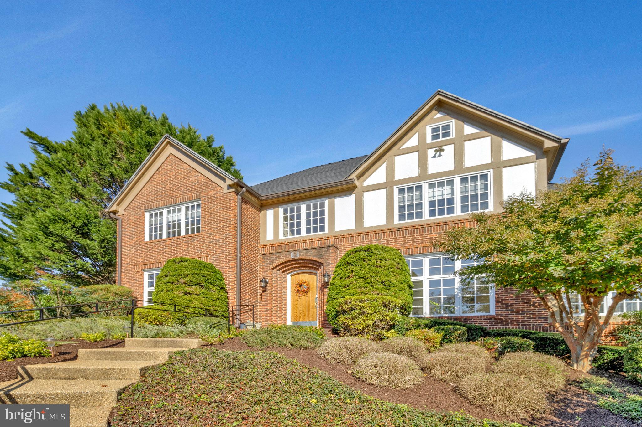 Real estate listing preview #2