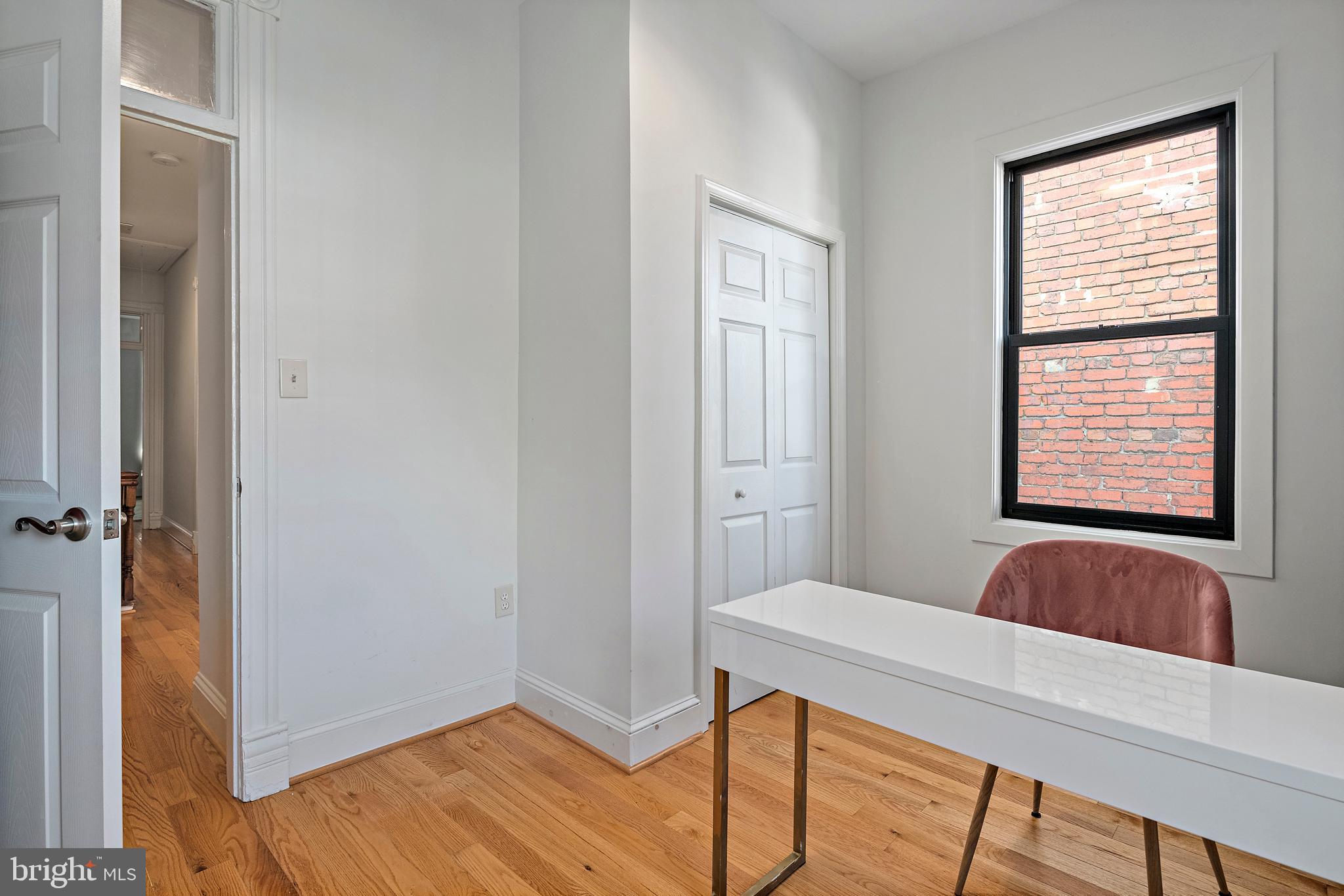 Real estate listing preview #16