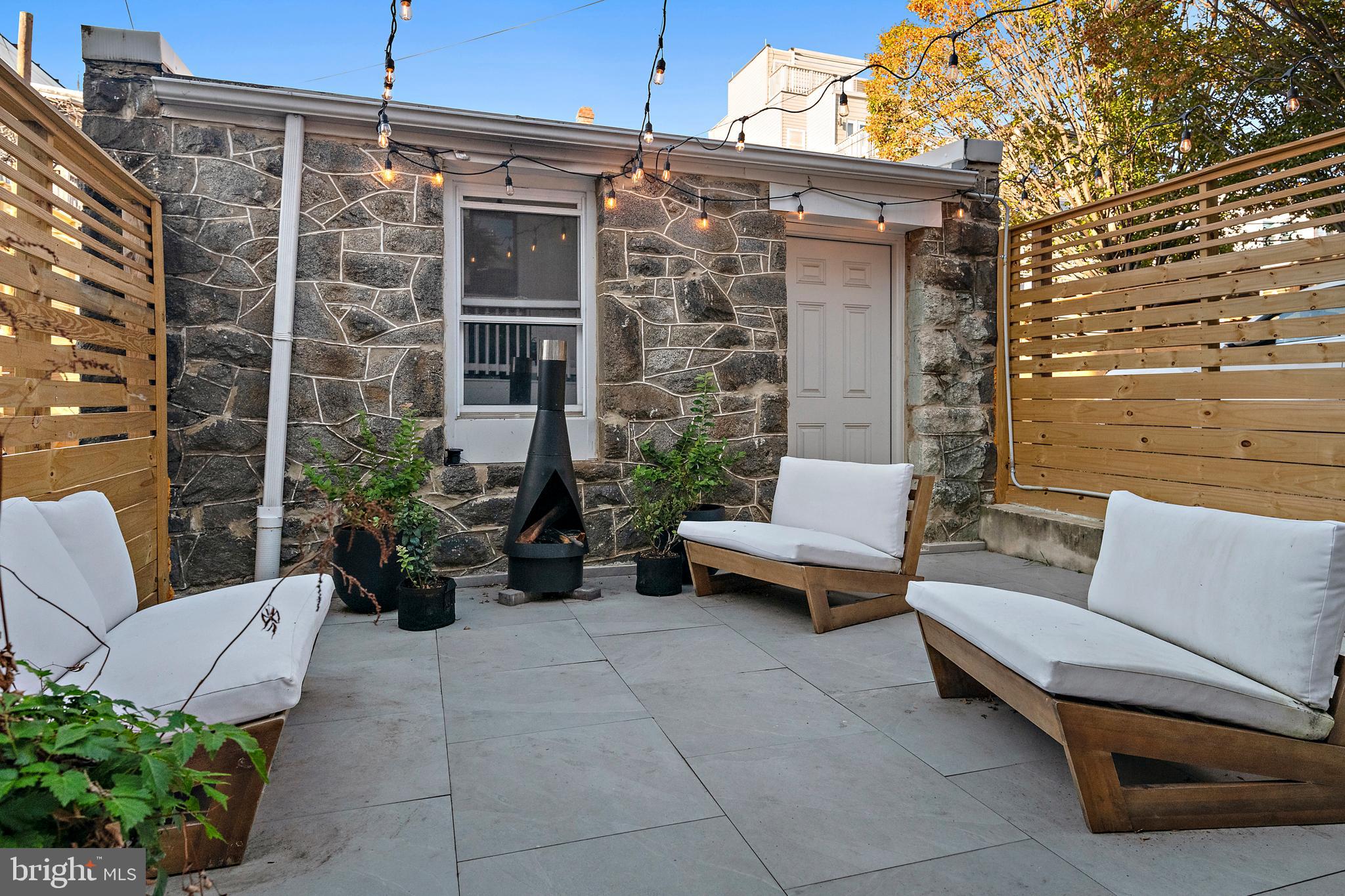 Real estate listing preview #24