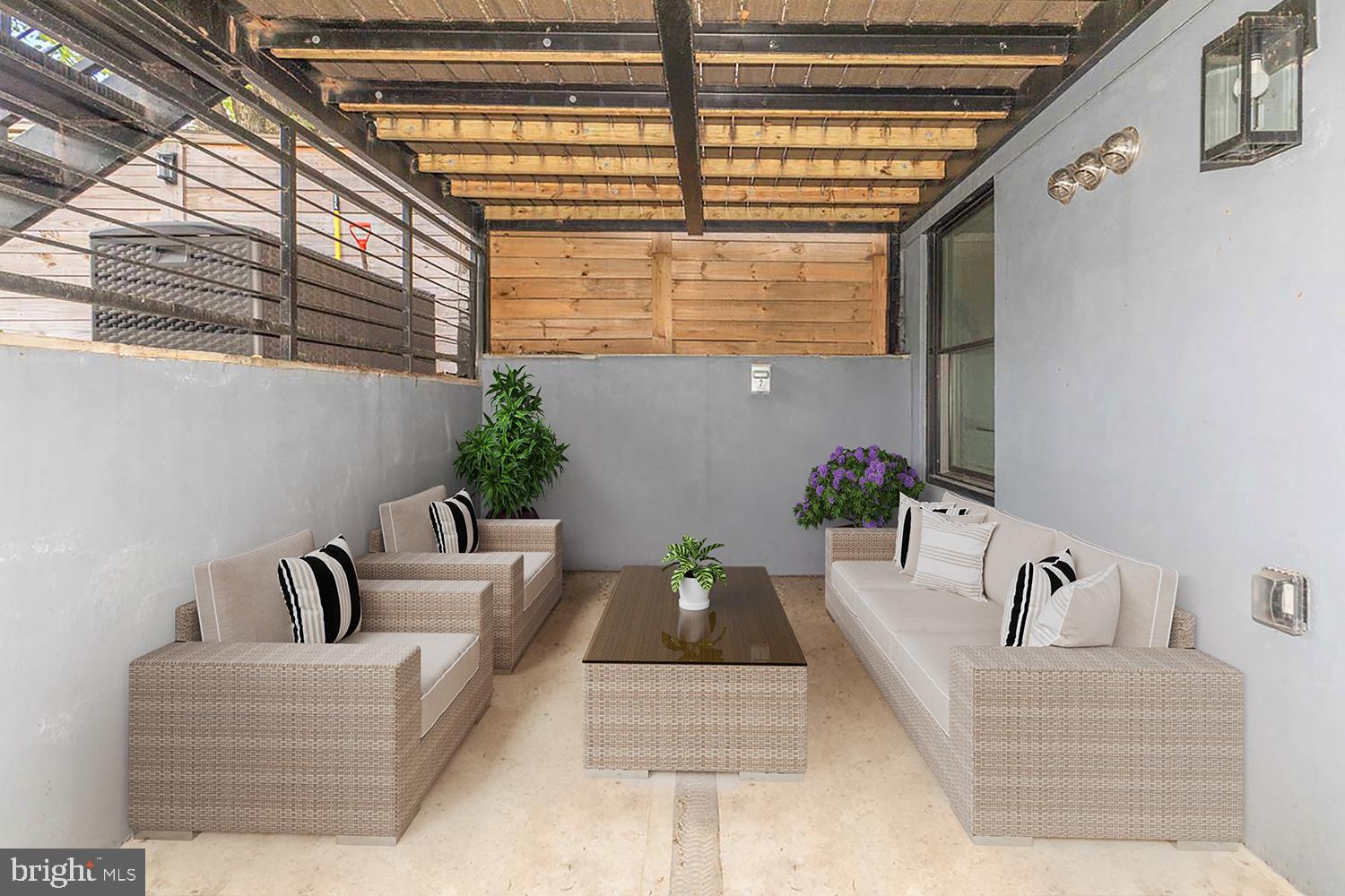 Real estate listing preview #32