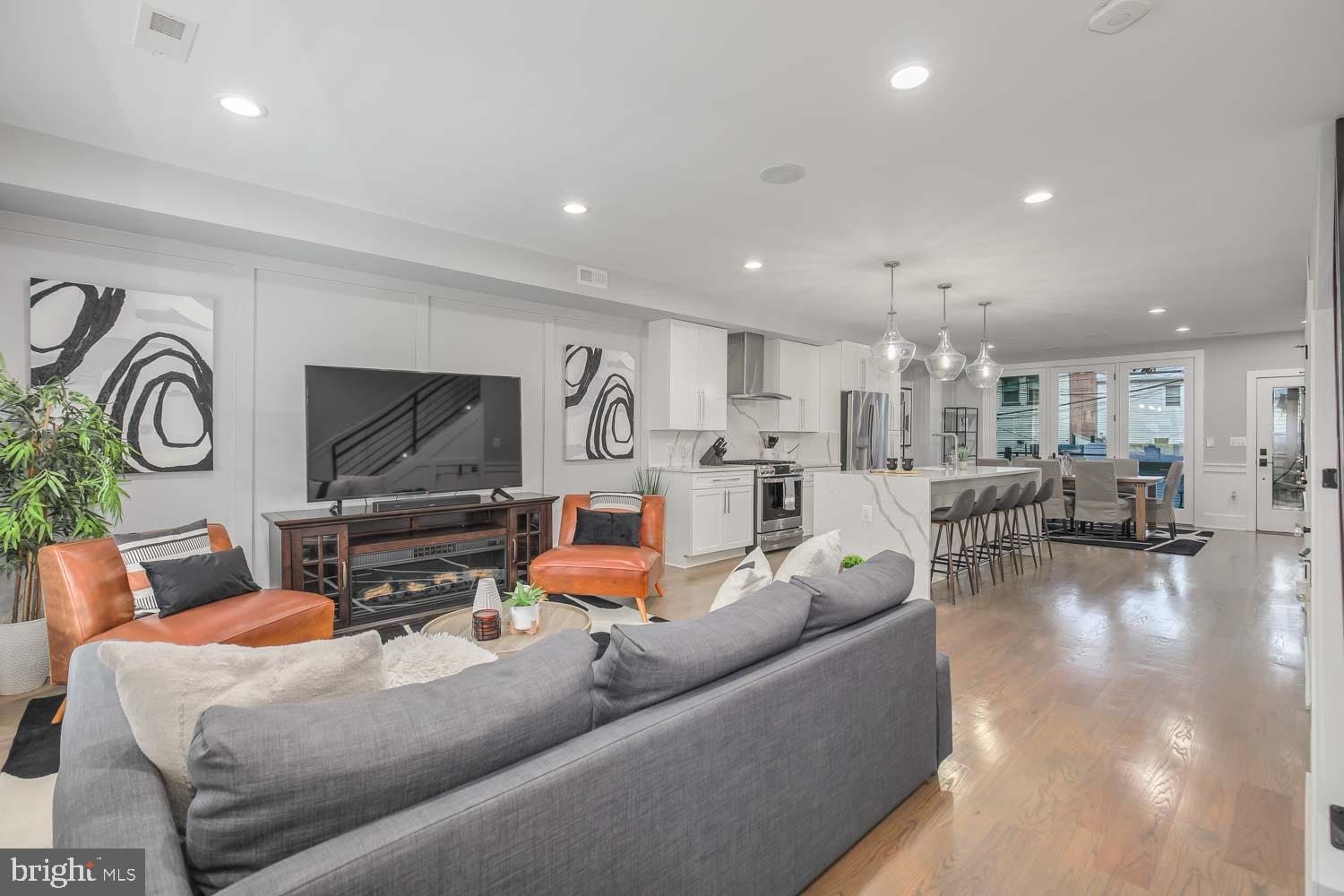 Real estate listing preview #5