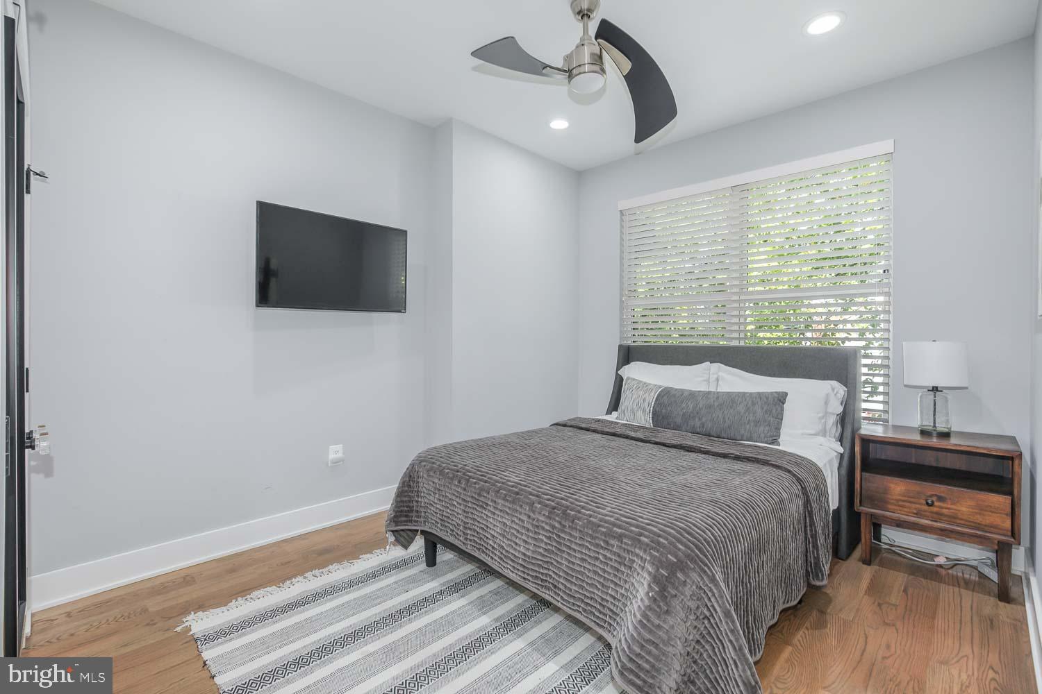 Real estate listing preview #19