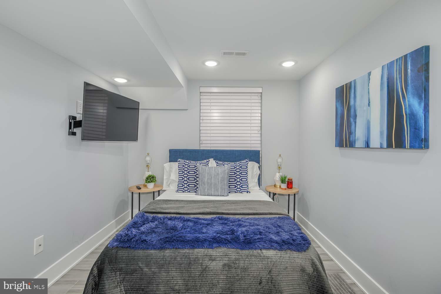 Real estate listing preview #38