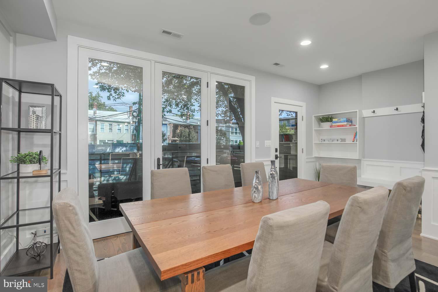 Real estate listing preview #9