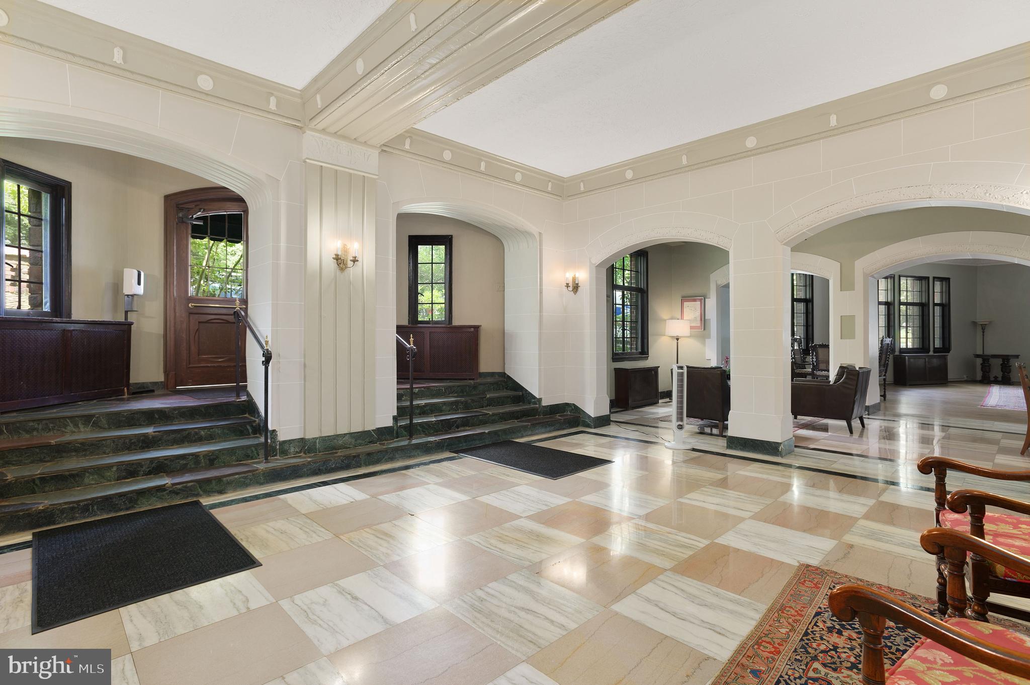 Real estate listing preview #25