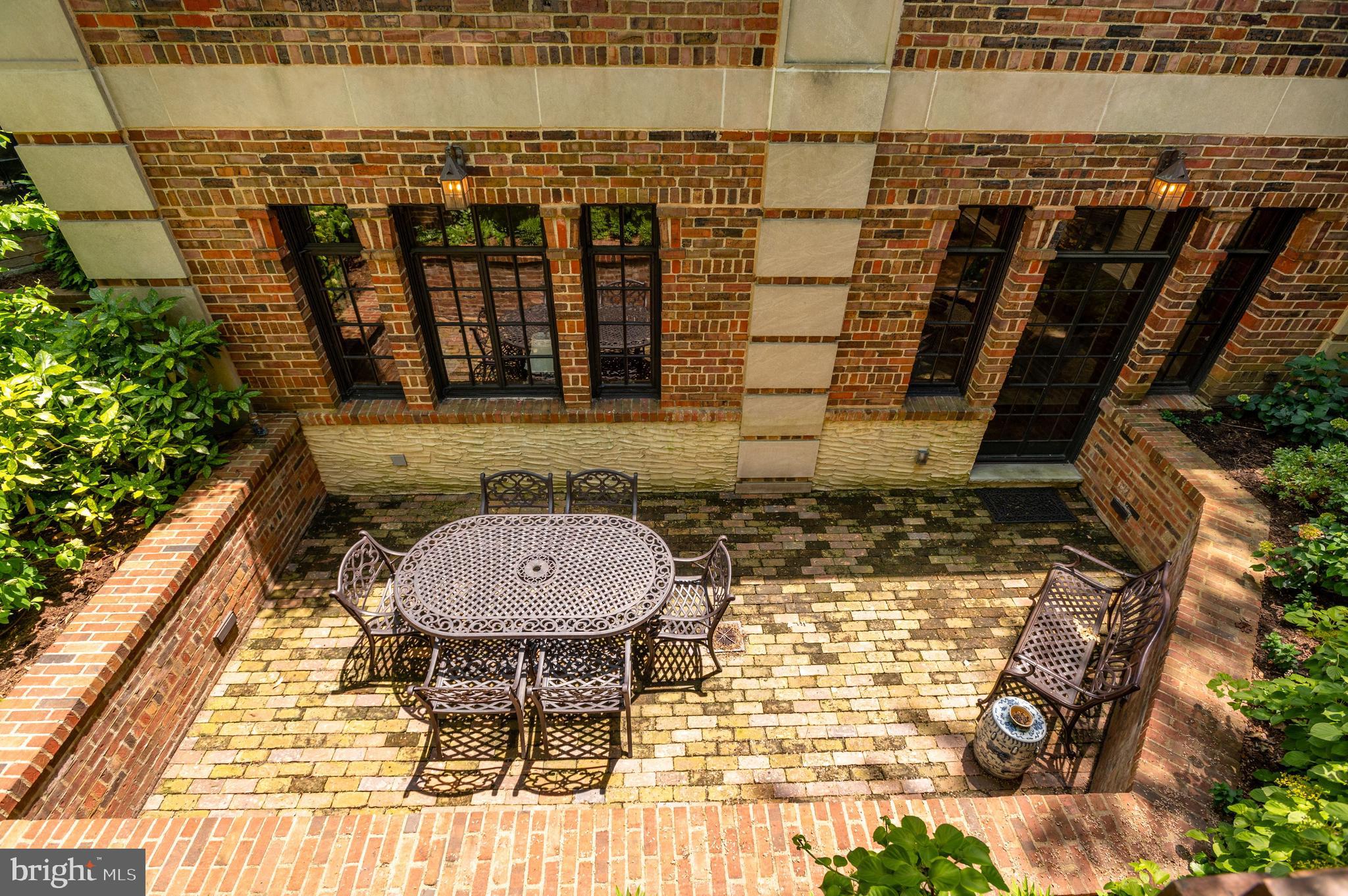 Real estate listing preview #23