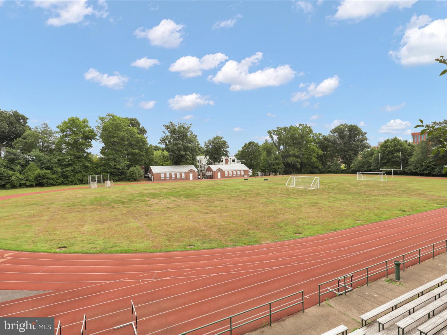 Real estate listing preview #47