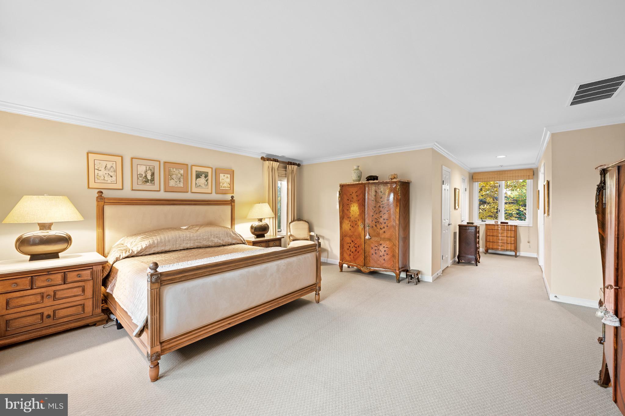 Real estate listing preview #11