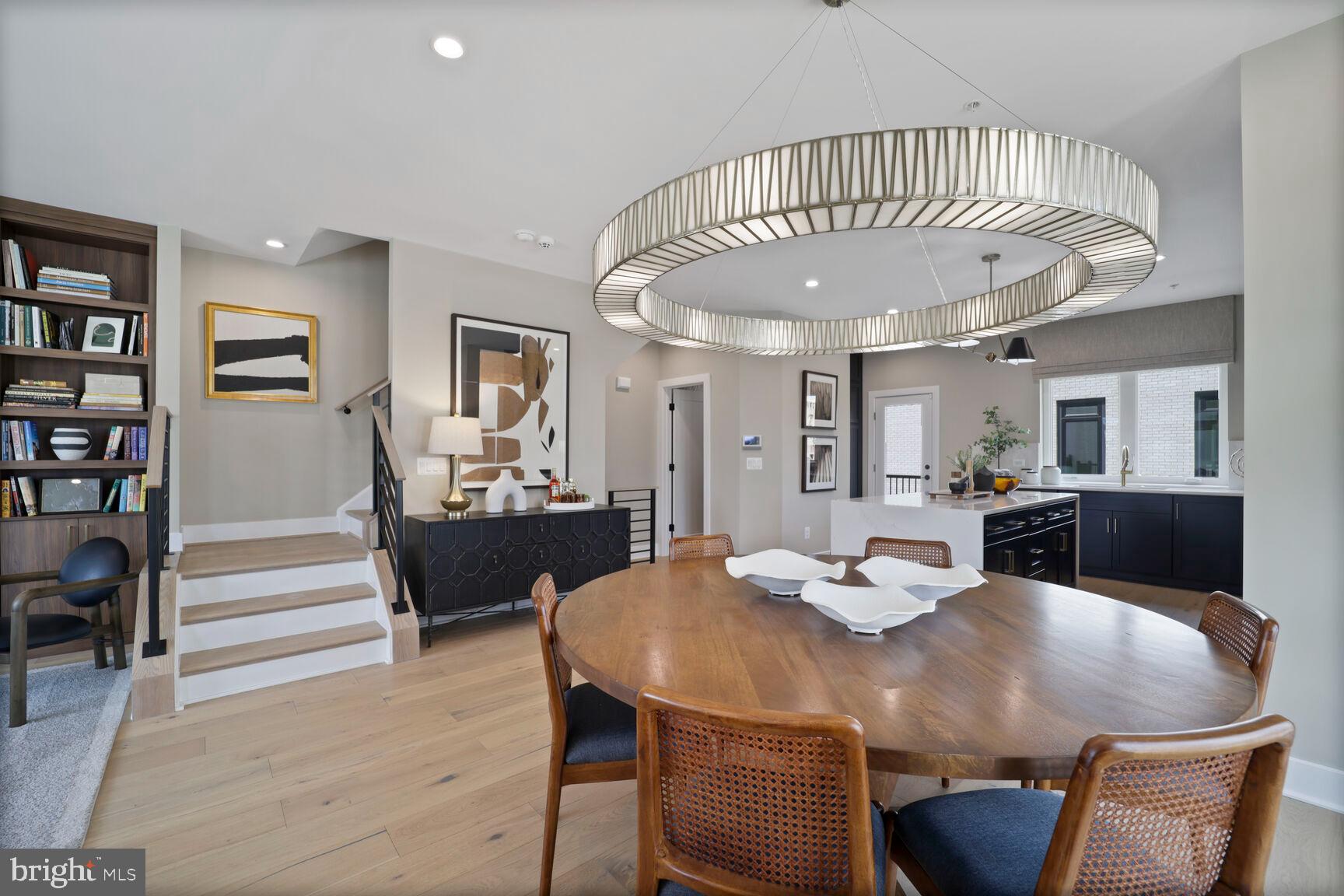 Real estate listing preview #8