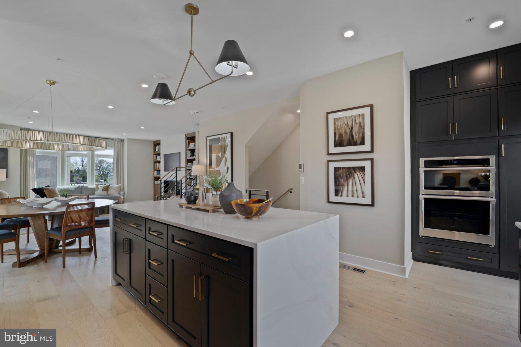 Real estate listing preview #2