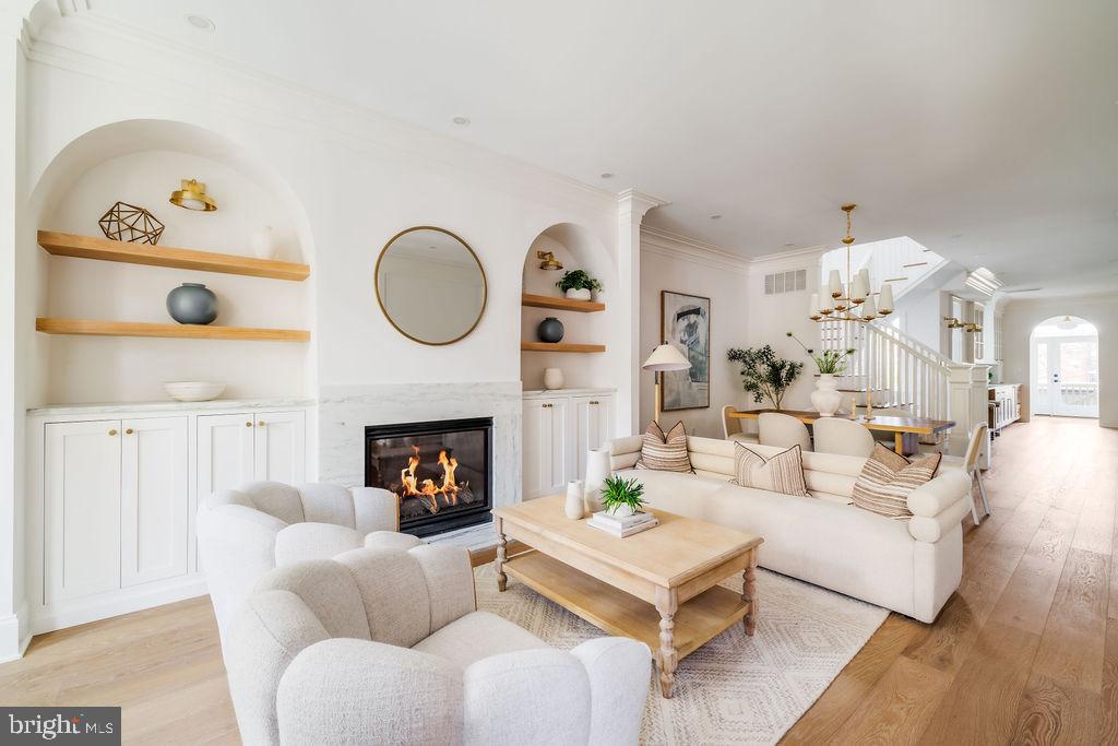 Real estate listing preview #7