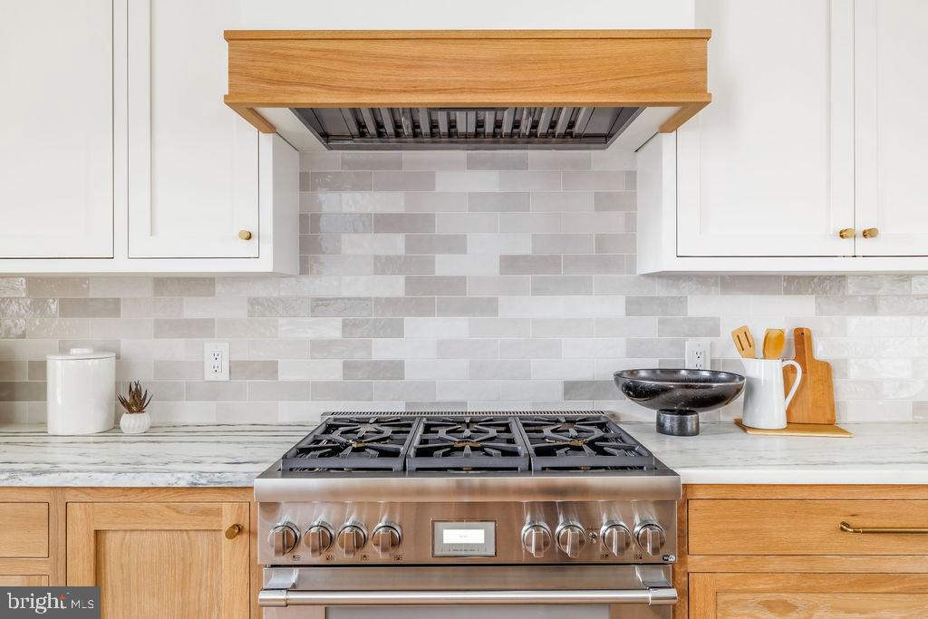 Real estate listing preview #21