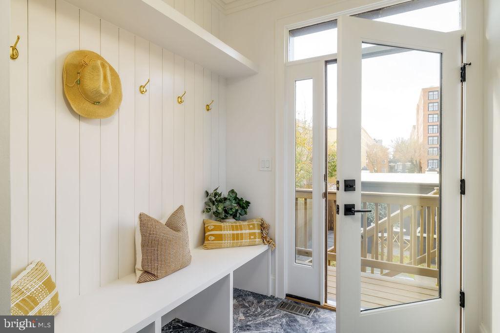 Real estate listing preview #30