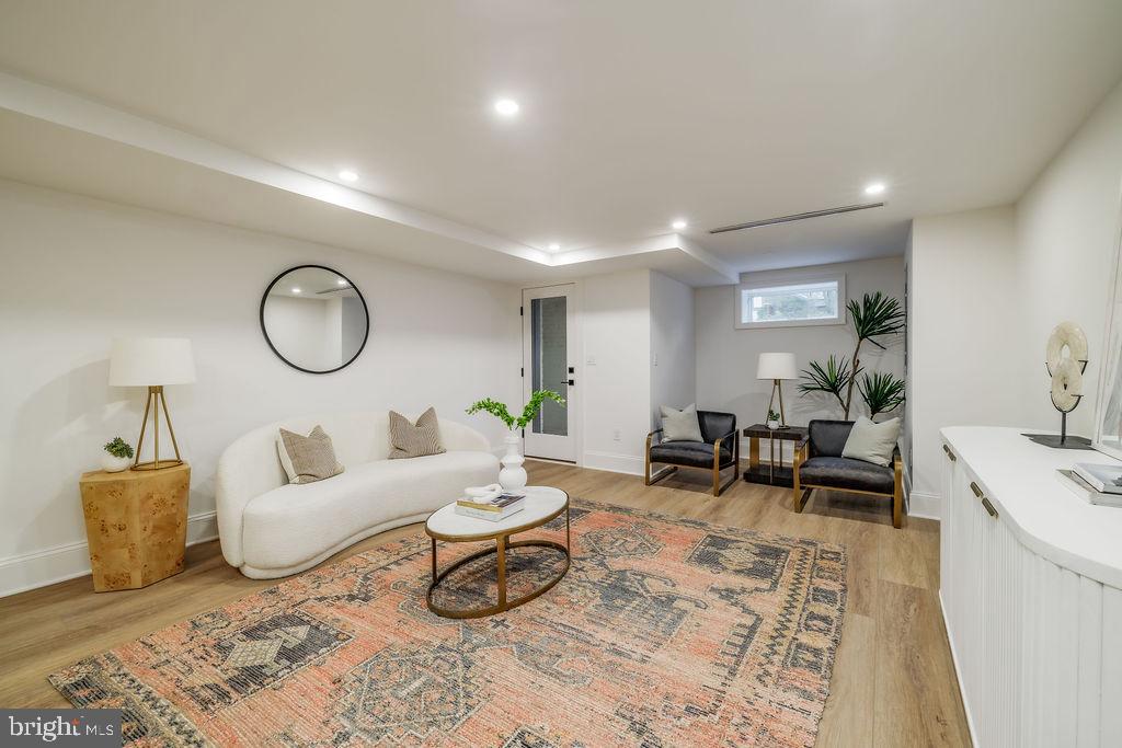 Real estate listing preview #69