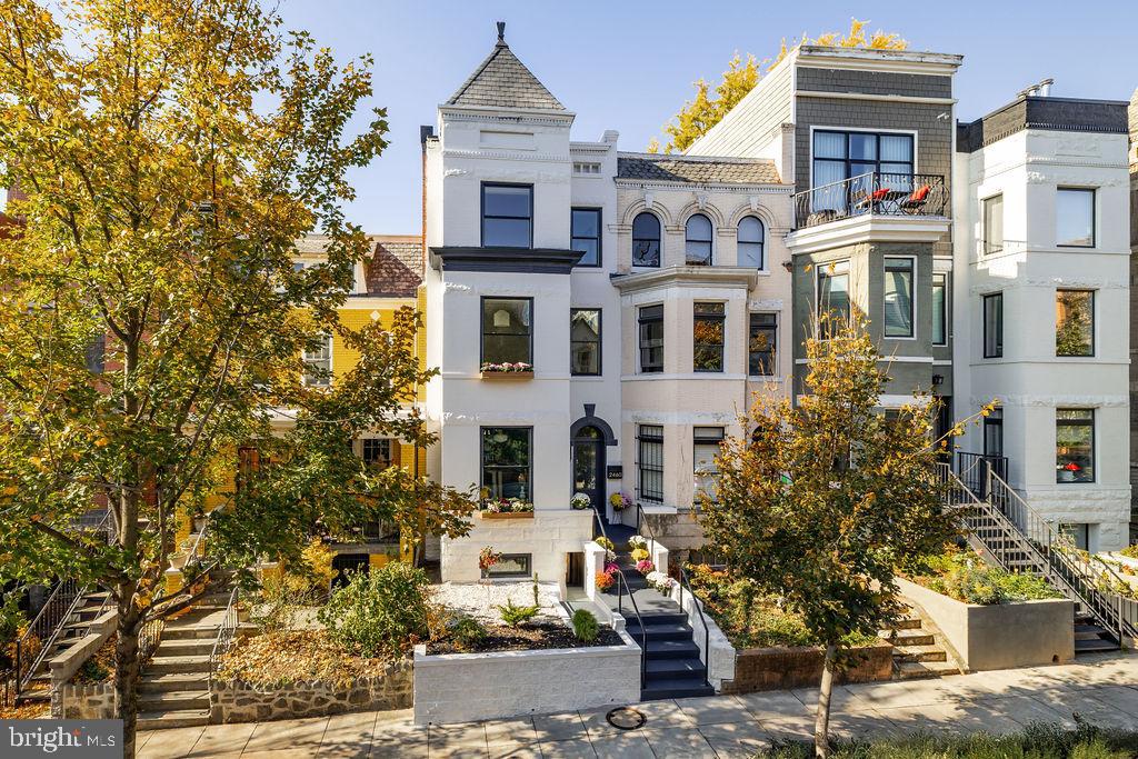 Real estate listing preview #2